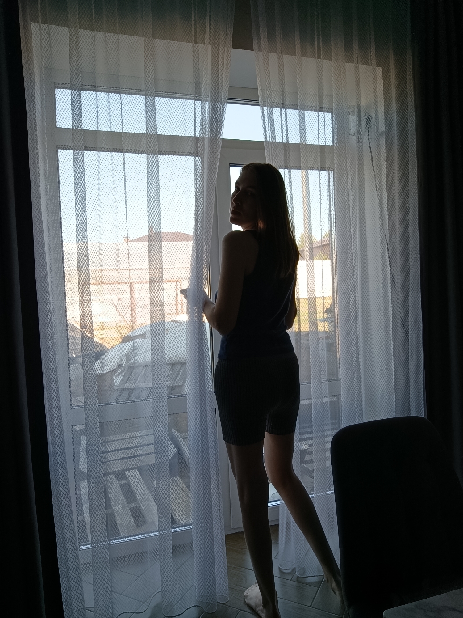 Woman's early morning routine documented in Chaikovsky apartment