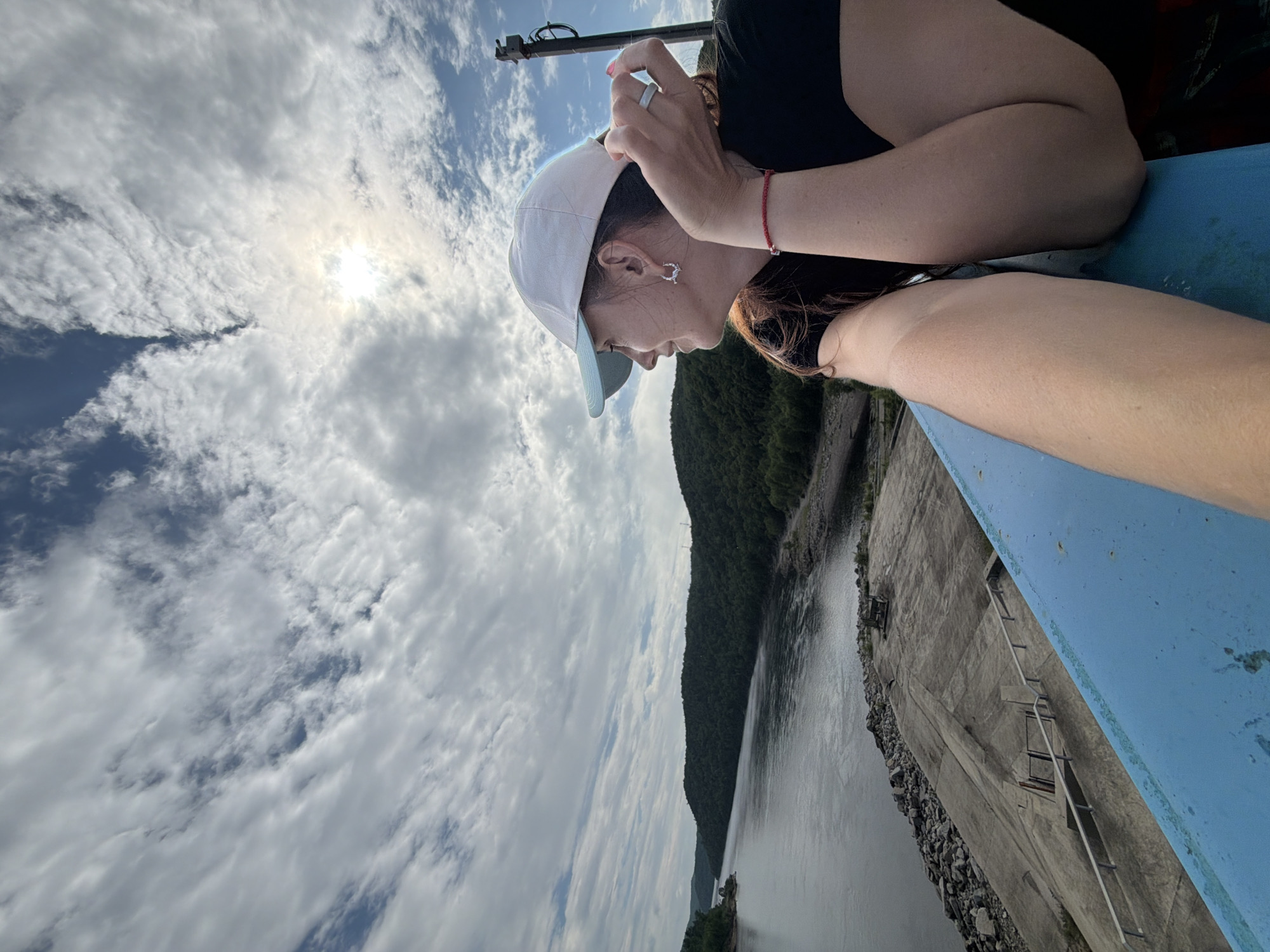 Morning stop at Talakan Dam on the Bureya River