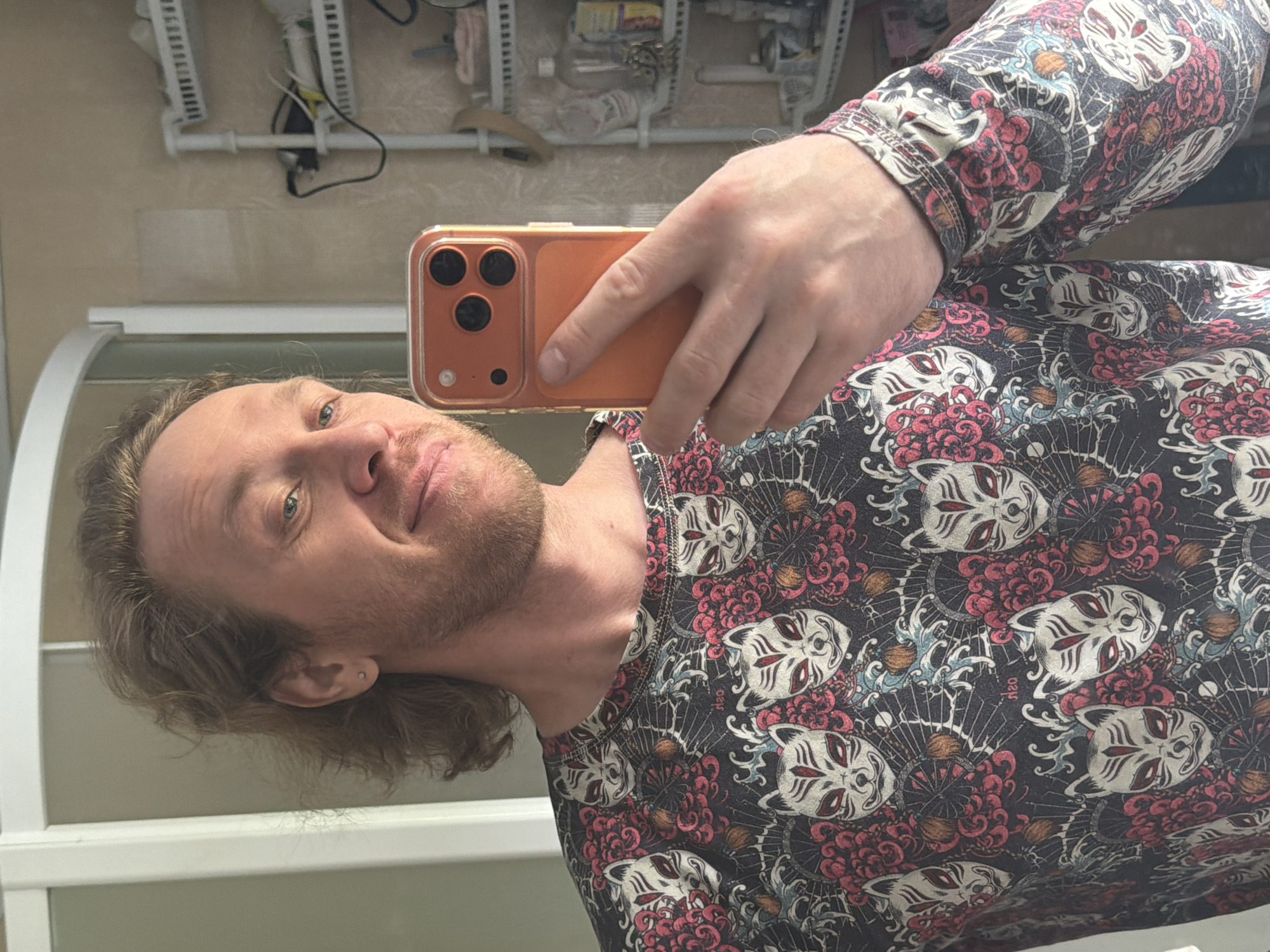 Morning indoor moments captured in Koshelevichi: selfie and blooming cacti