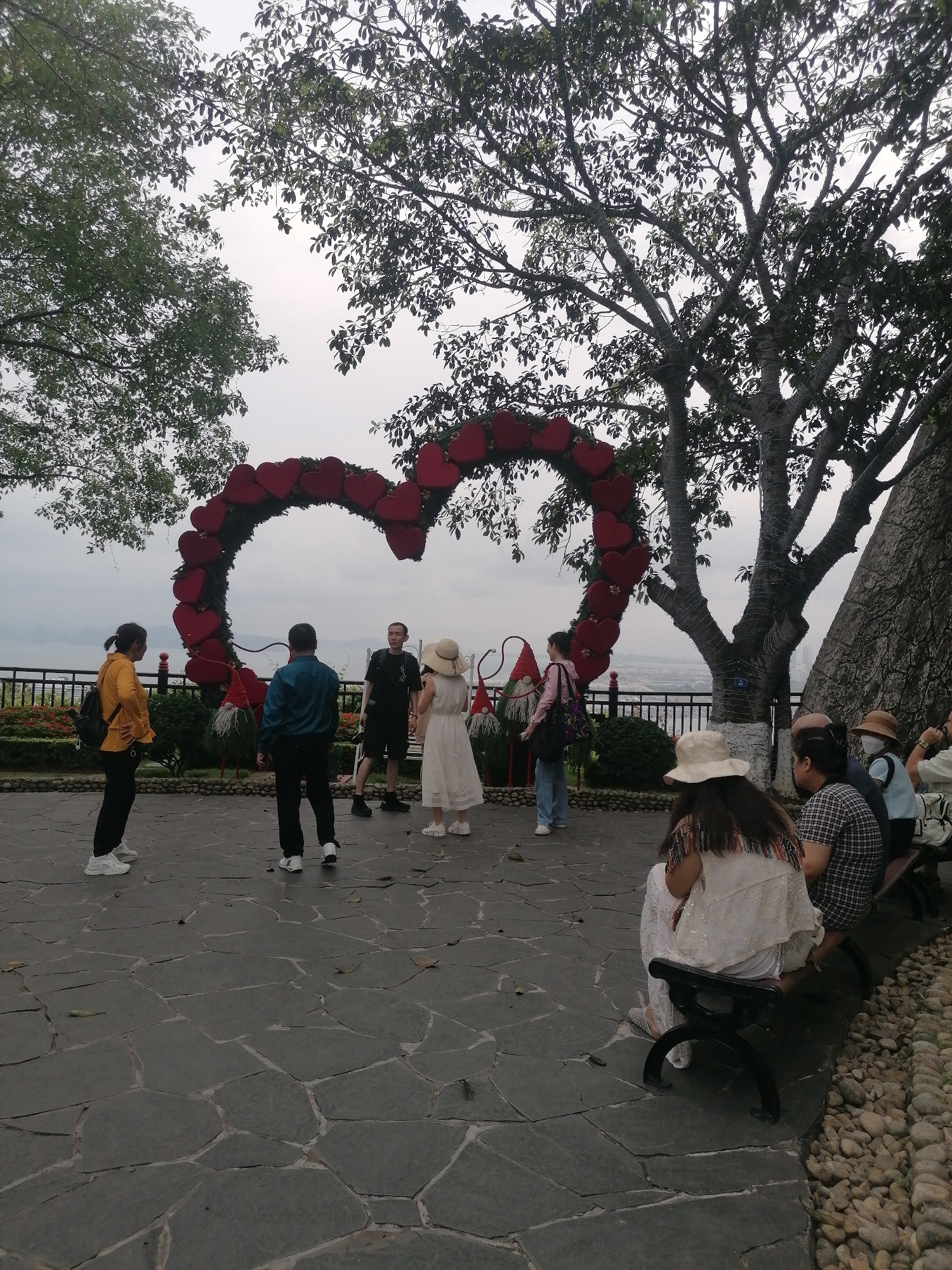 Tourist activities documented at Hong Gai Ward attractions