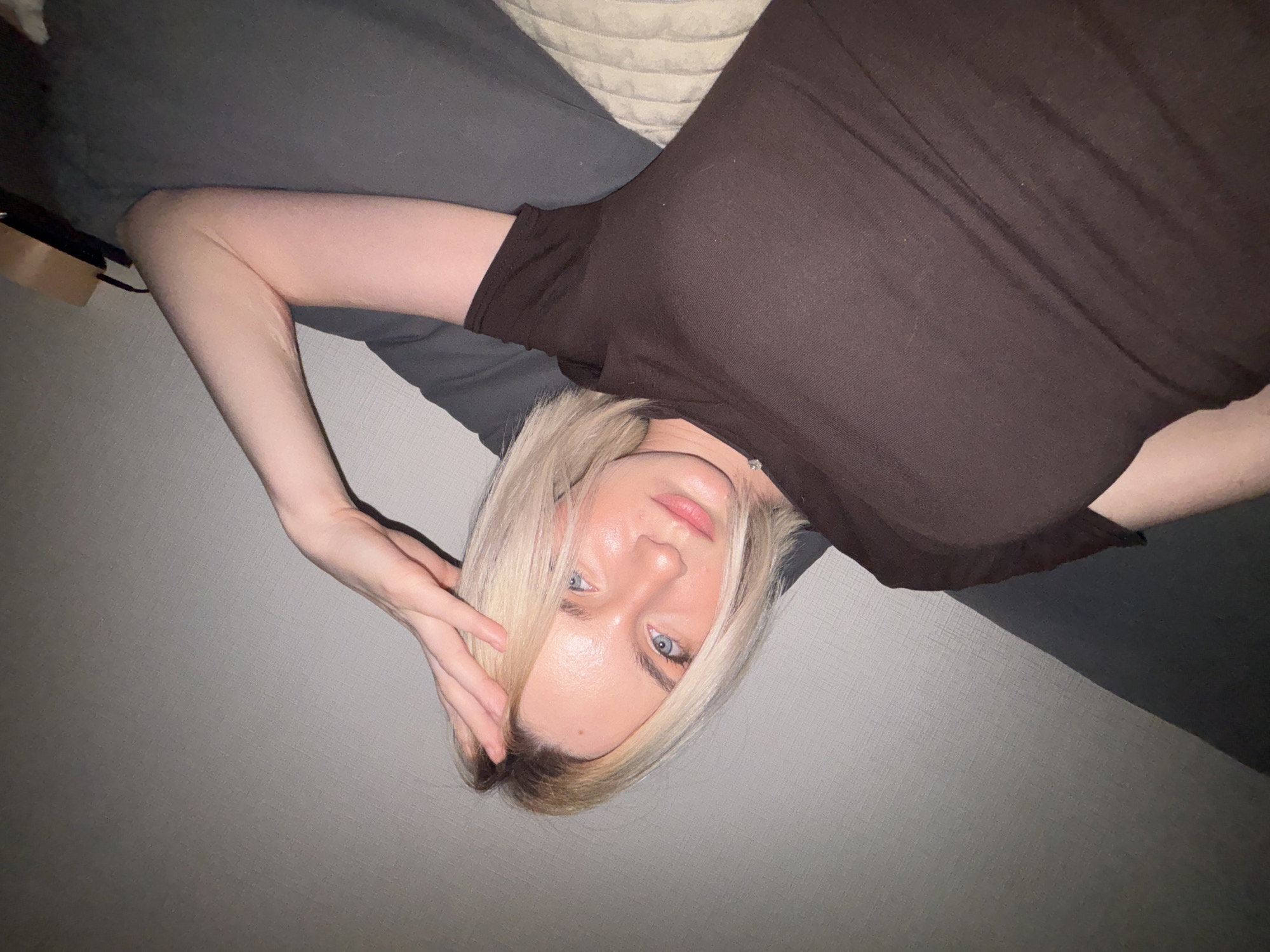 Casual indoor moments captured in Vsevolozhsk residence