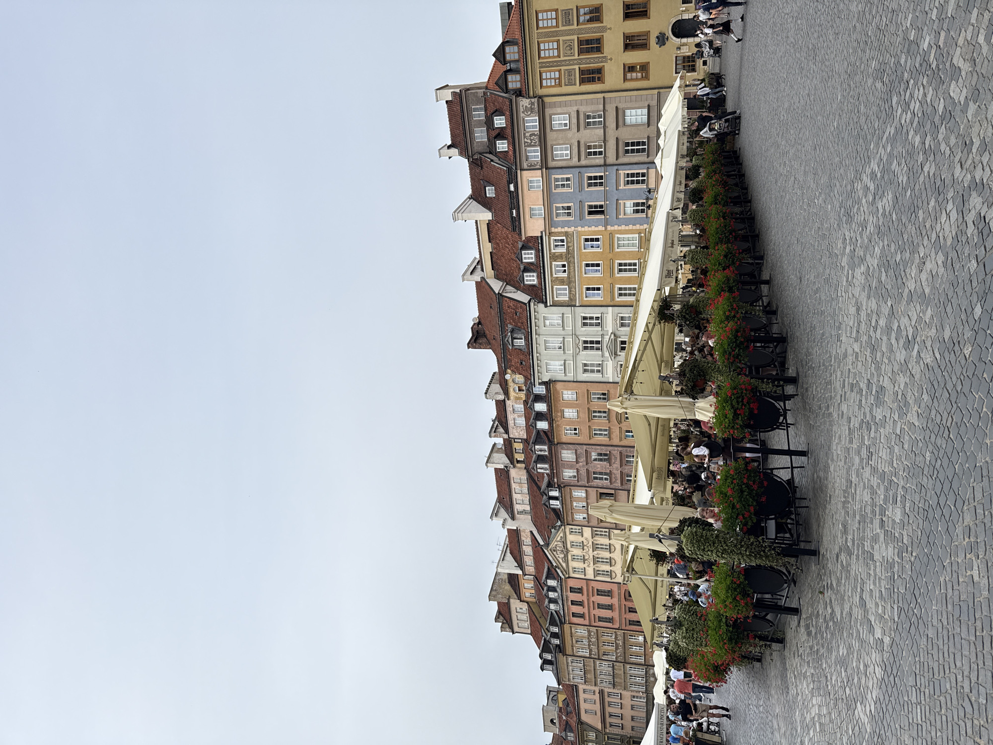 Wandering Warsaw's Old Town: market square to medieval walls
