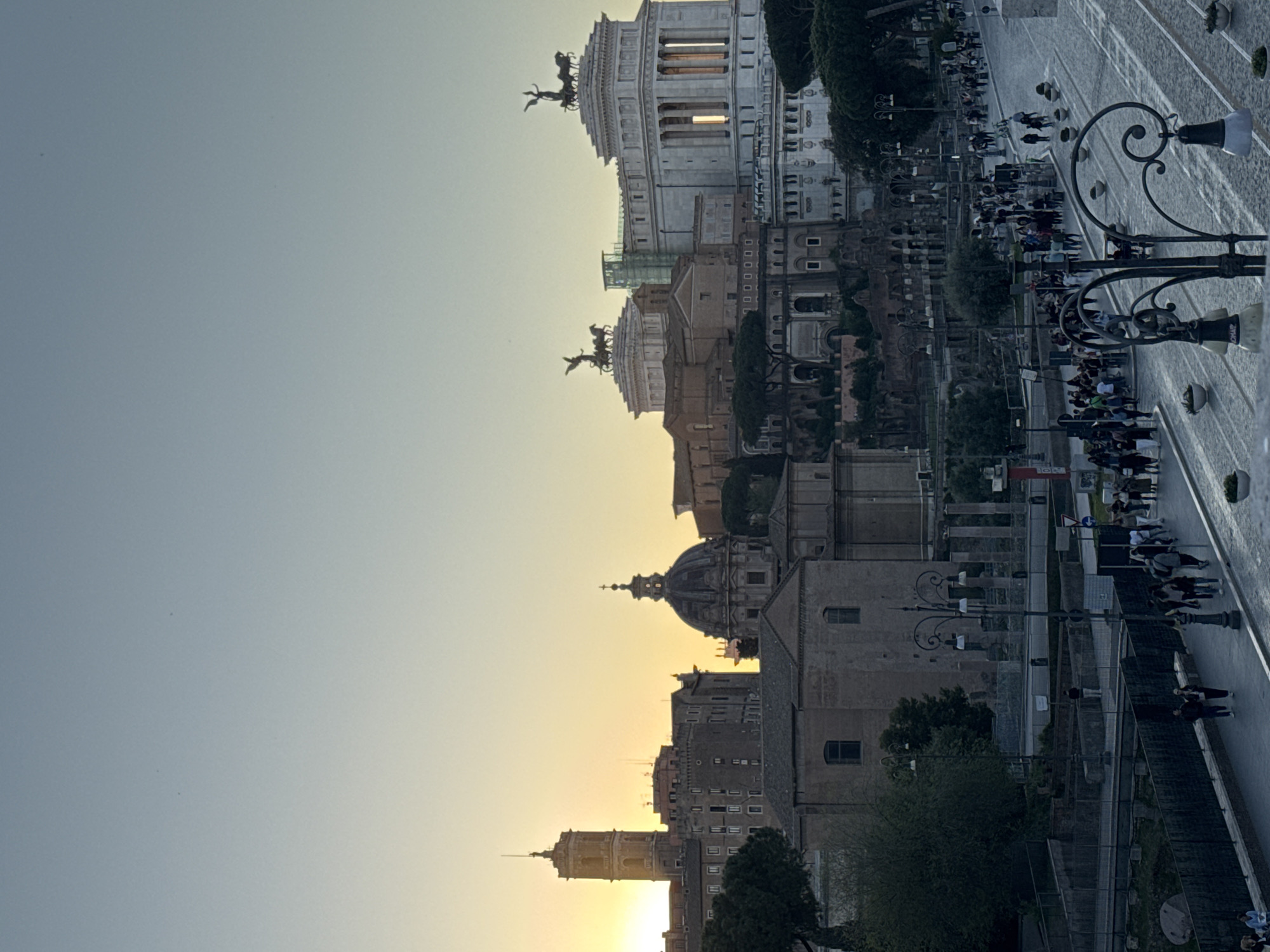 Afternoon street scenes captured near Rome's historic ruins