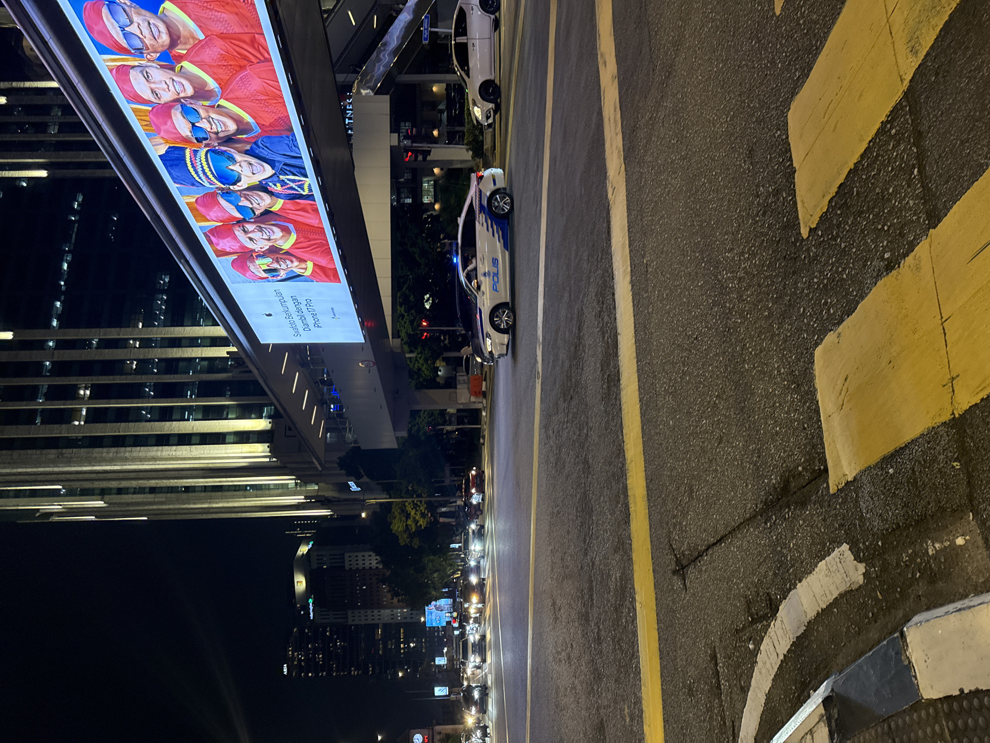 Routine nighttime activity documented across Kuala Lumpur city center