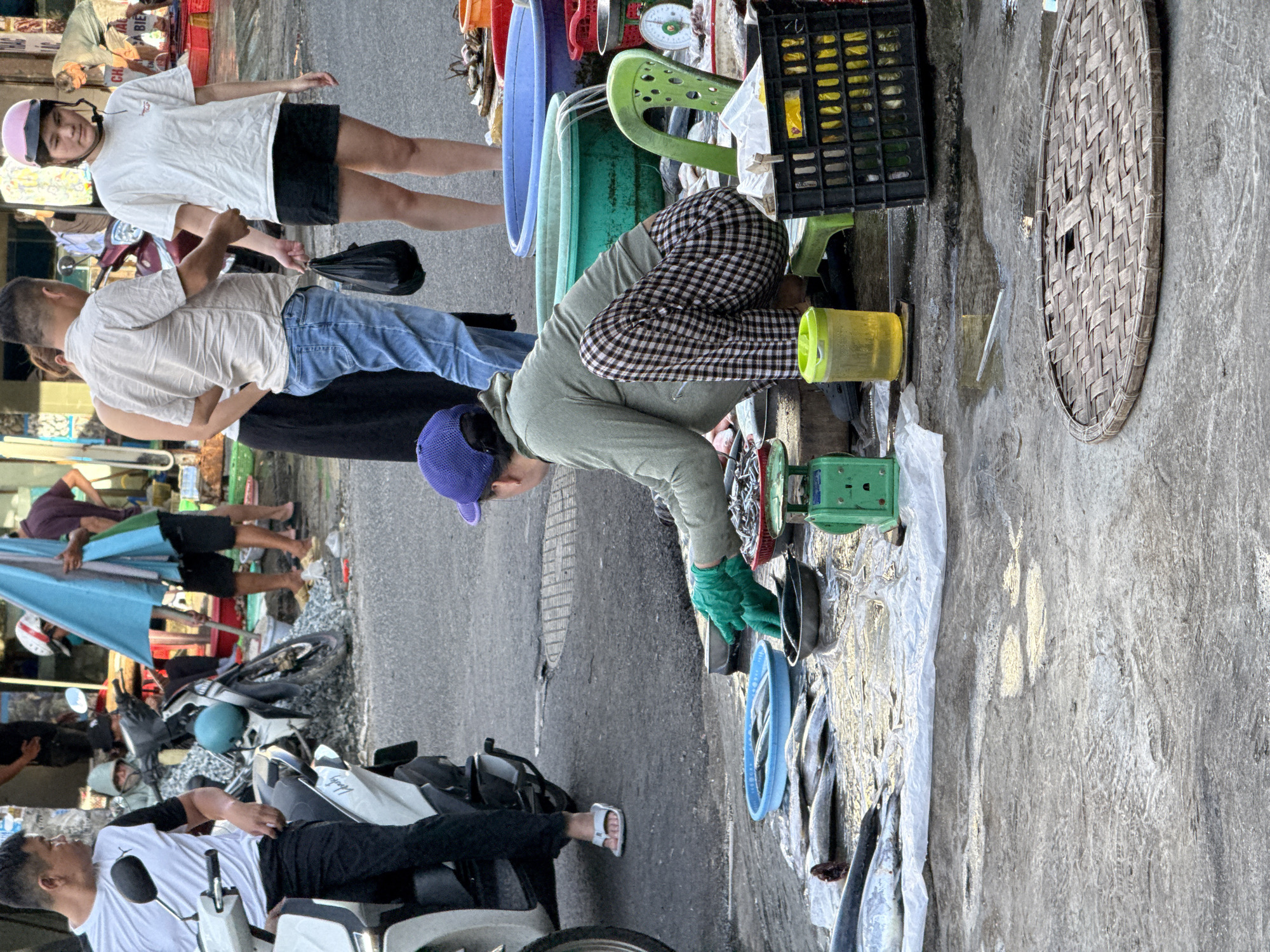 Nha Trang street market in full morning swing