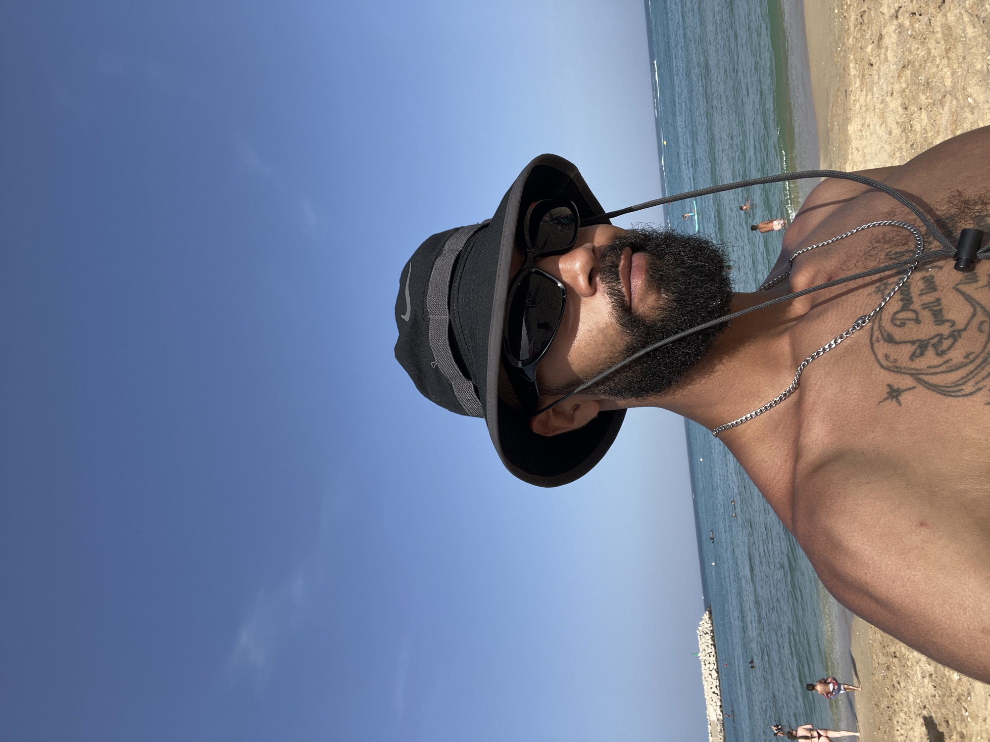 Busy afternoon at M'Diq beach, selfies and jet skis