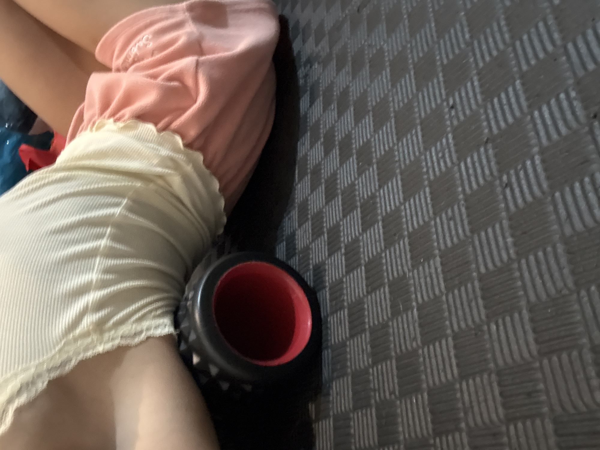 Person performs hour-long recovery routine in Karon, Thailand