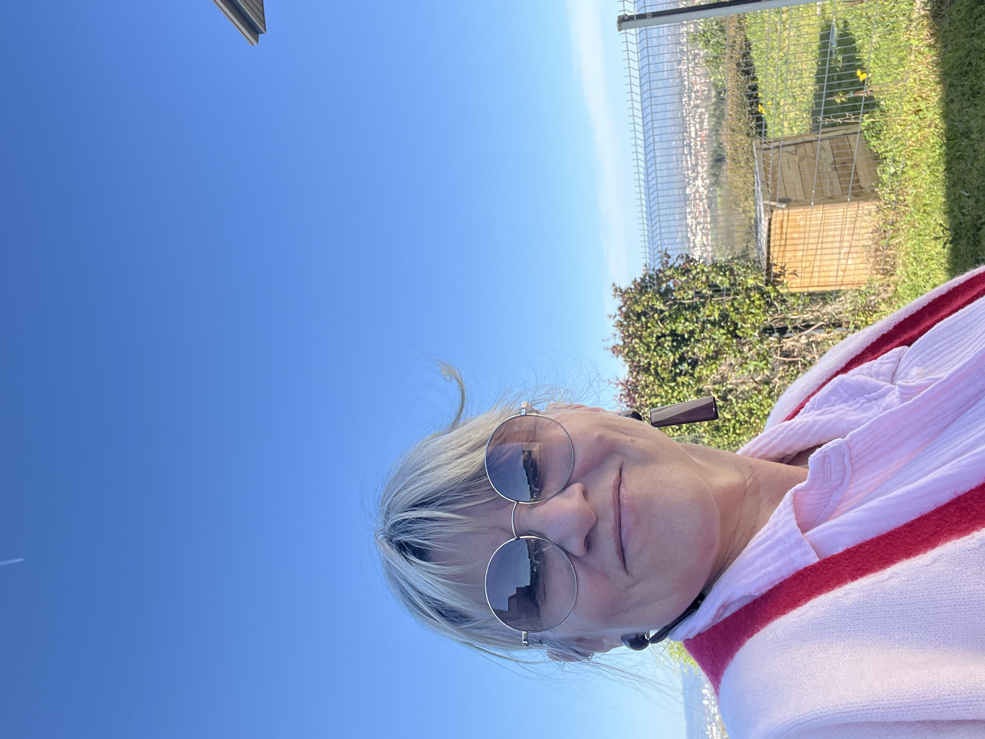 Woman takes Easter morning selfie in Chambœuf home