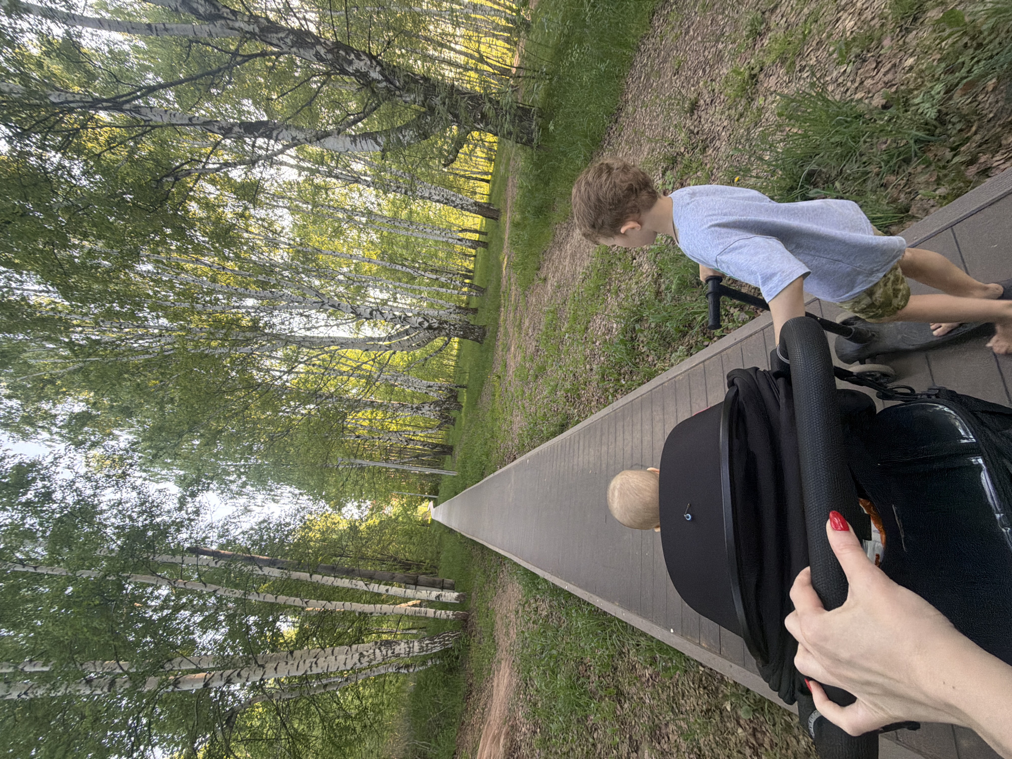 Family enjoys afternoon beach outing in Chaikovsky, Russia