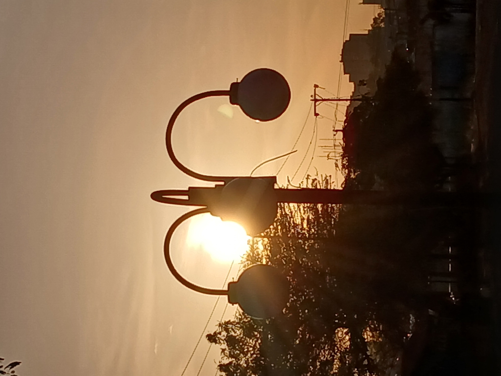 Evening documentation of Ciudad Guayana street scenes and sunset
