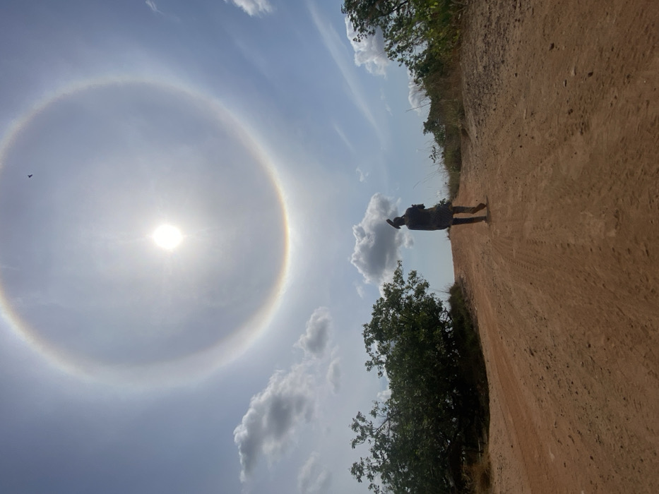 Man films solar halo with phone in Nigeria