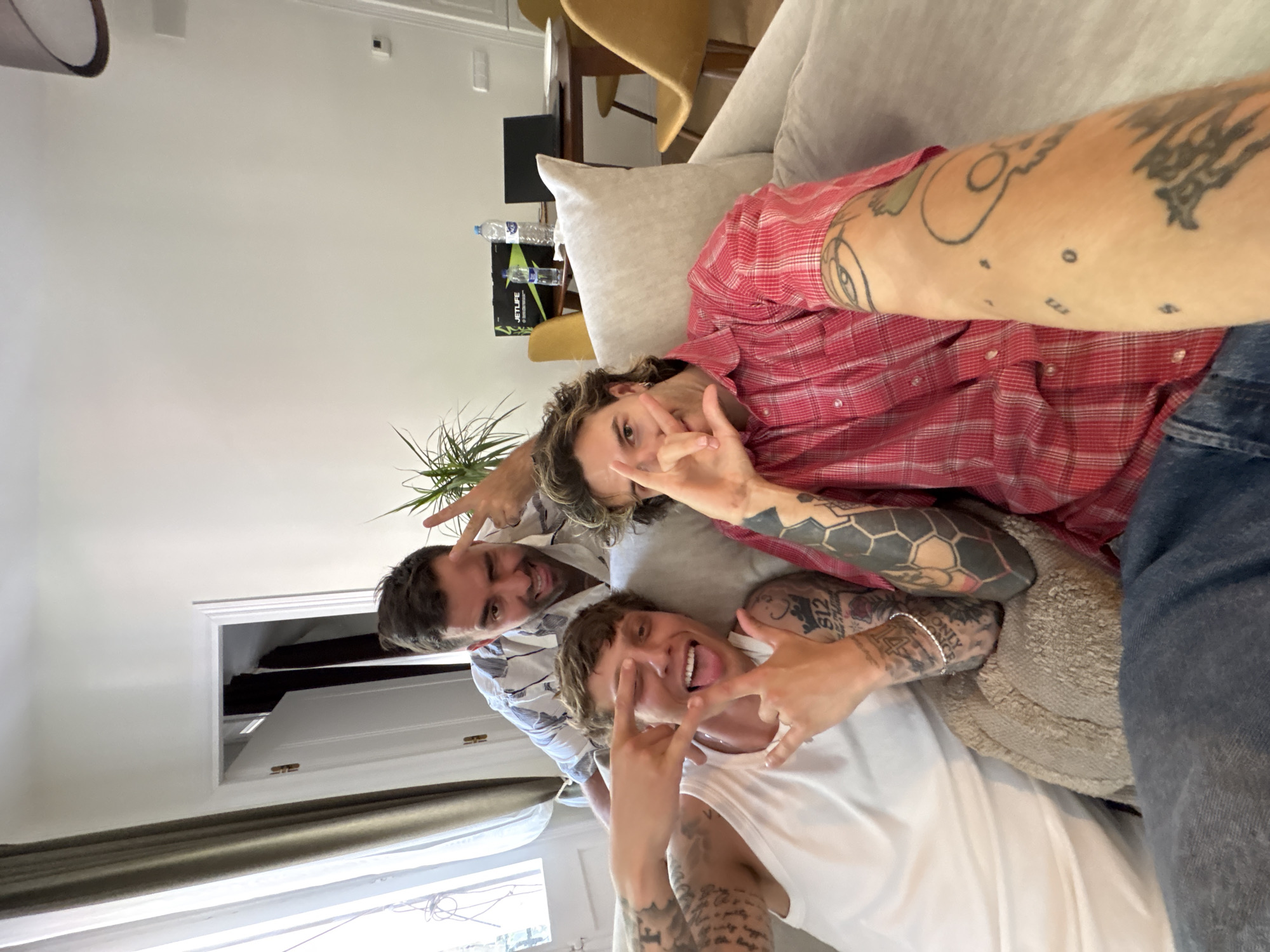 Casual living room selfie on a light couch in Barcelona