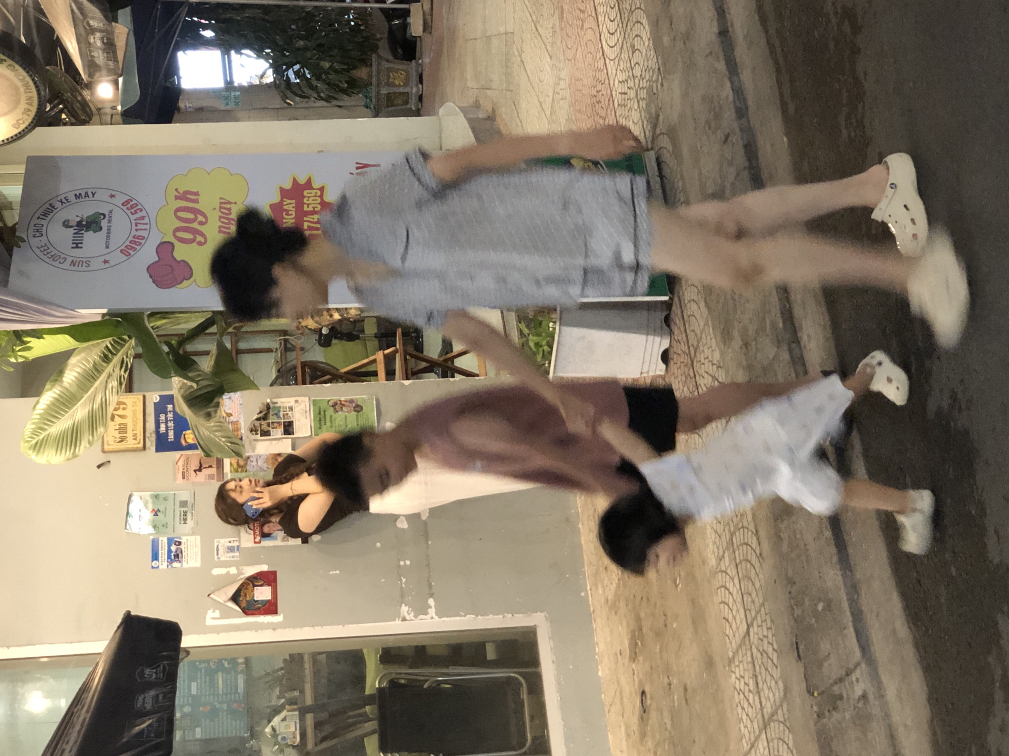 Street-level snapshot of Da Nang's An Thuong neighborhood
