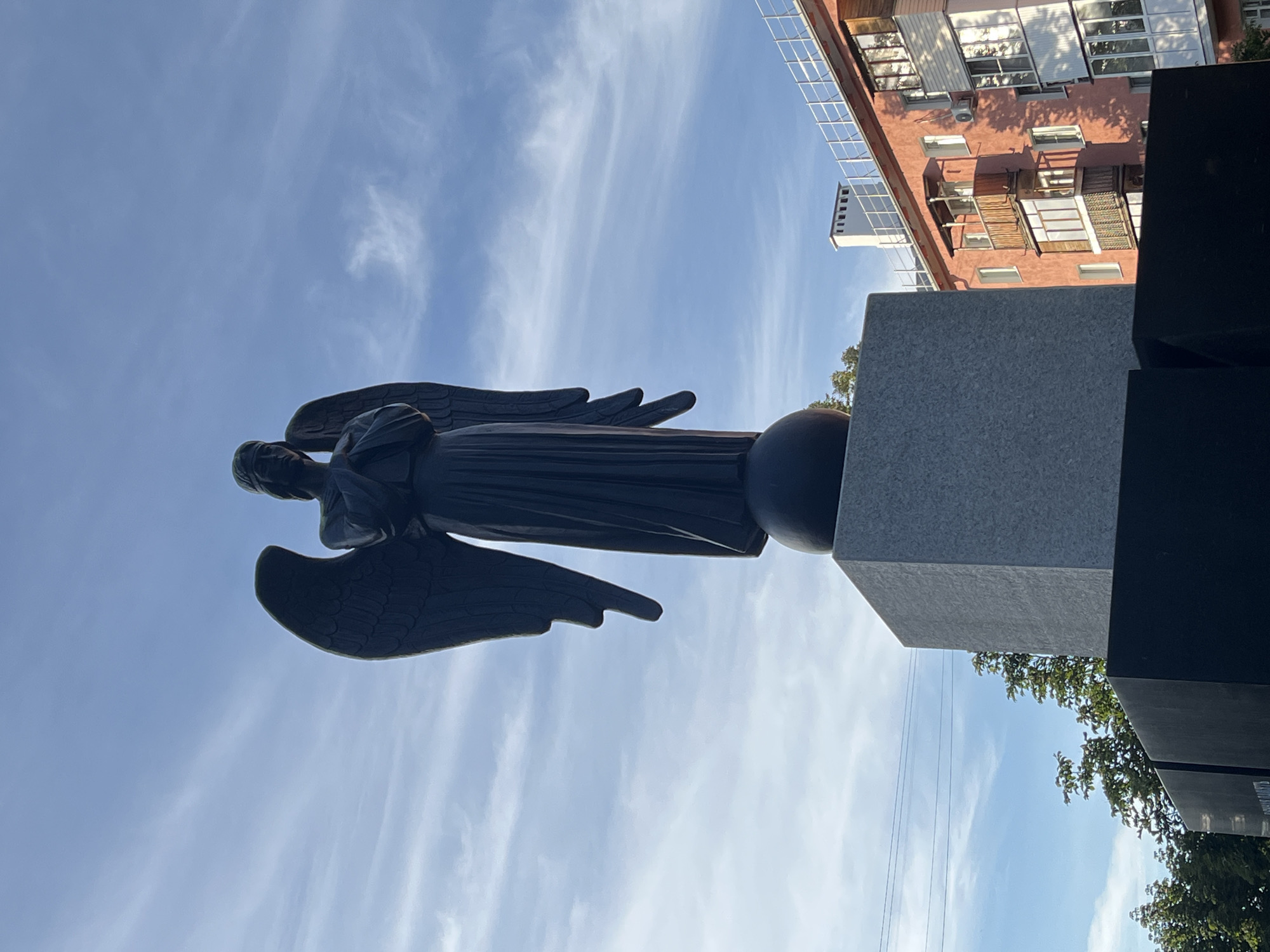 Nizhny Novgorod religious complex: cathedral, chapel, and angel statue