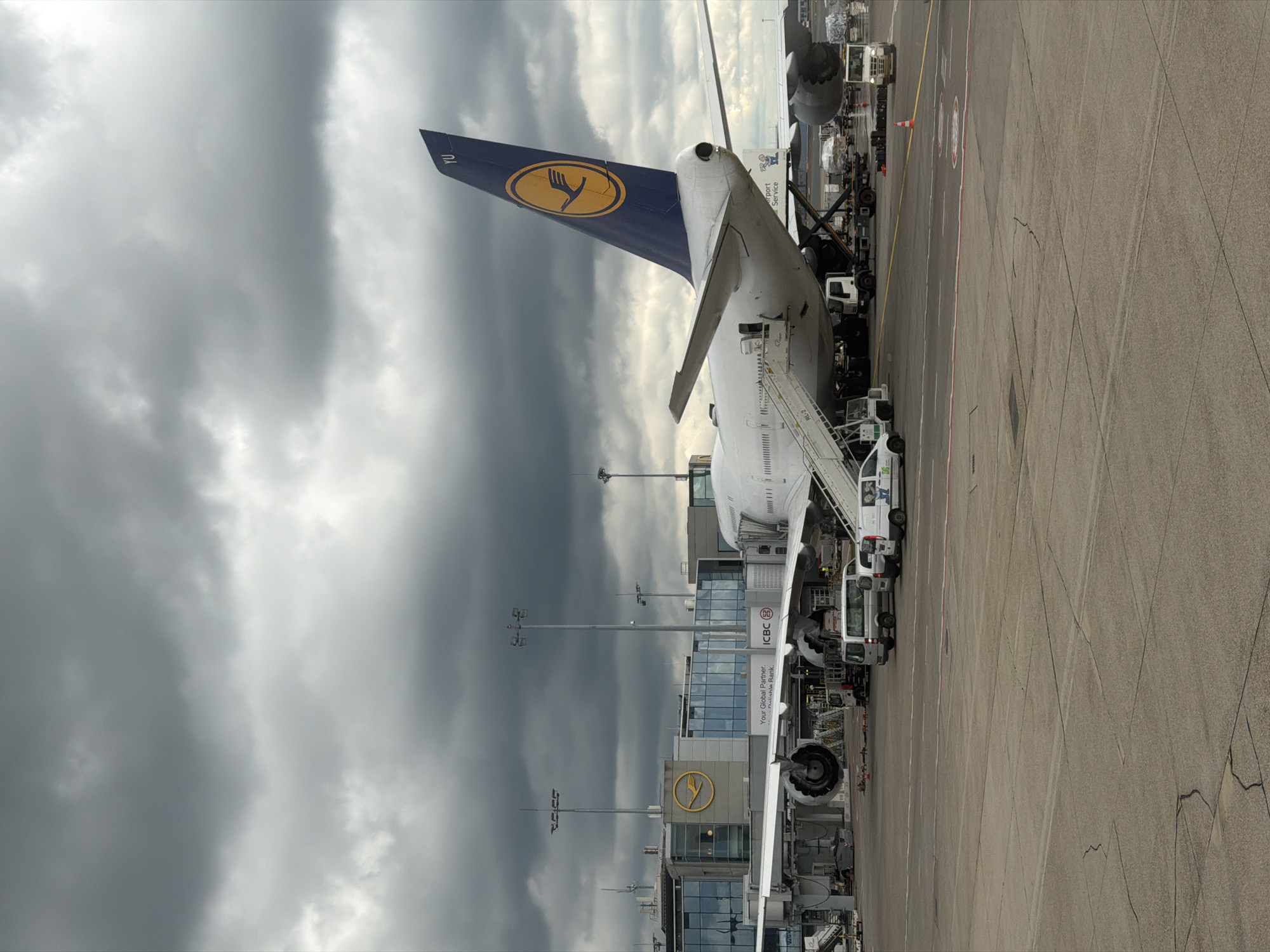 Routine aircraft operations observed at Frankfurt Airport