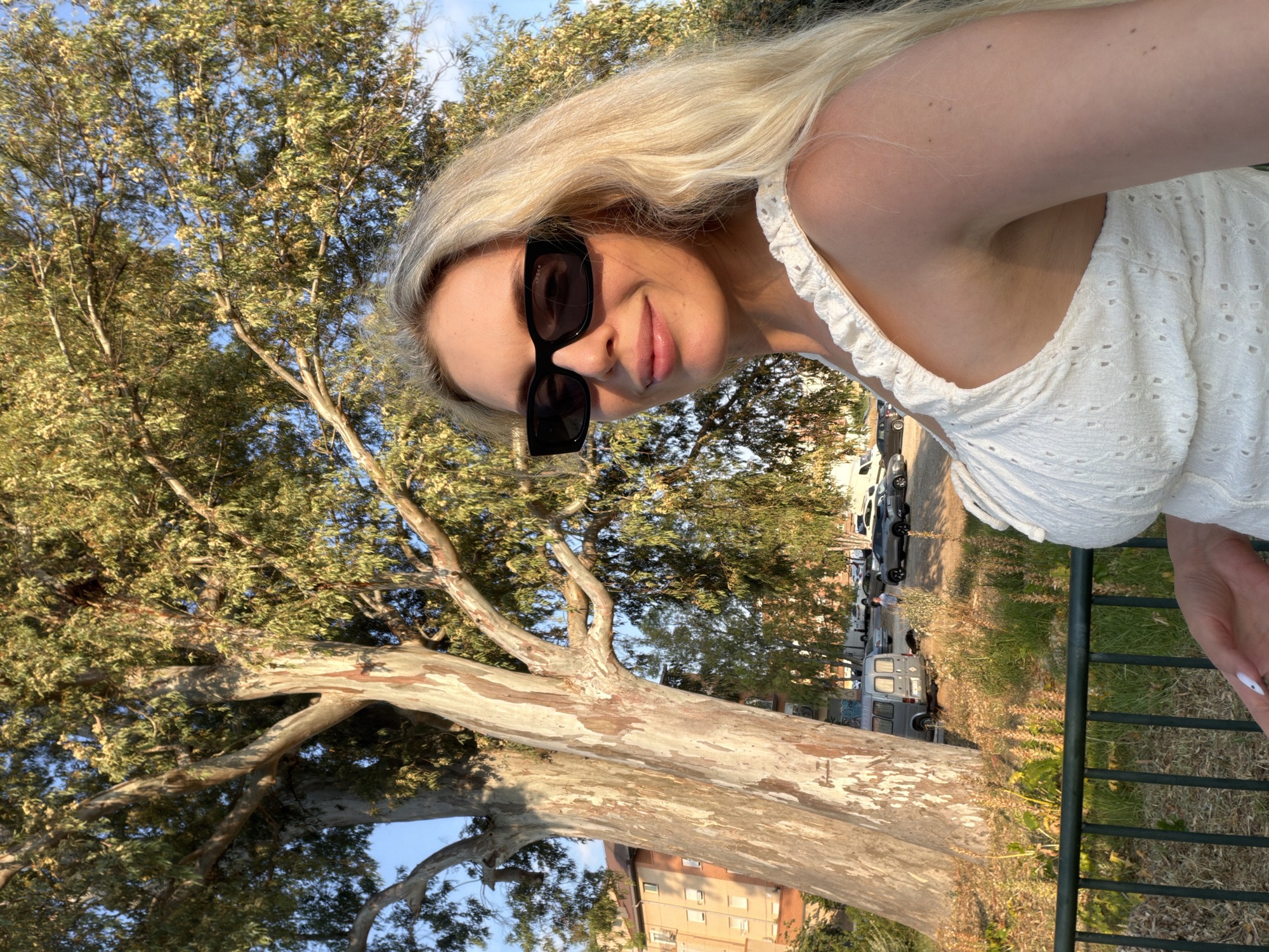 Summer afternoon selfies and street scenes in Benimàmet-beniferri