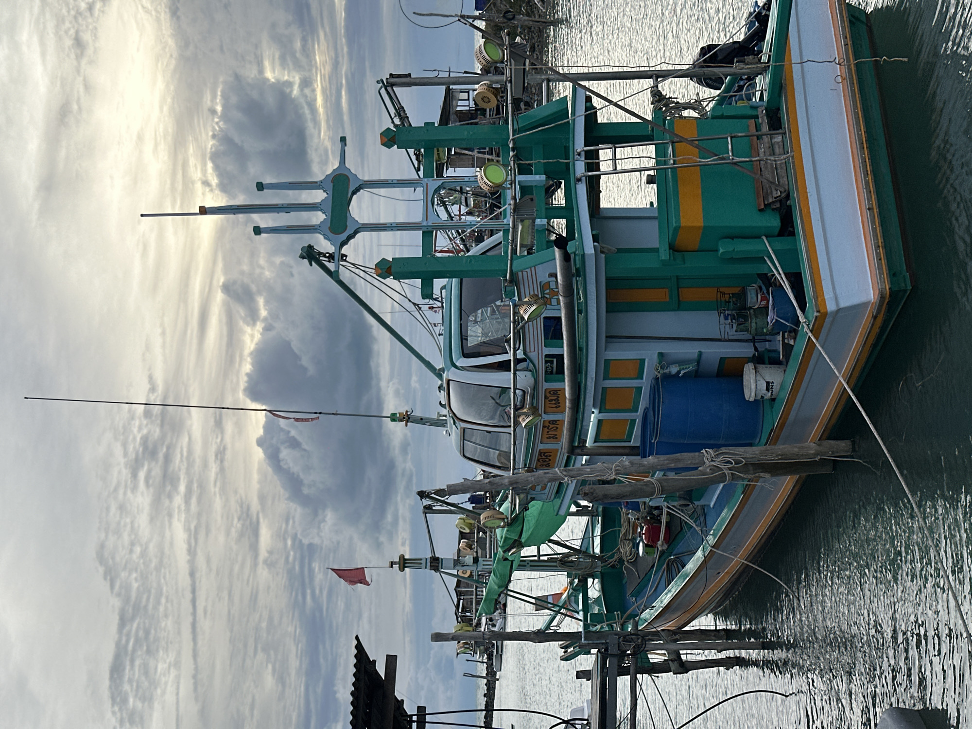 Lazy morning along Ko Pha-ngan's harbor and rocky shore