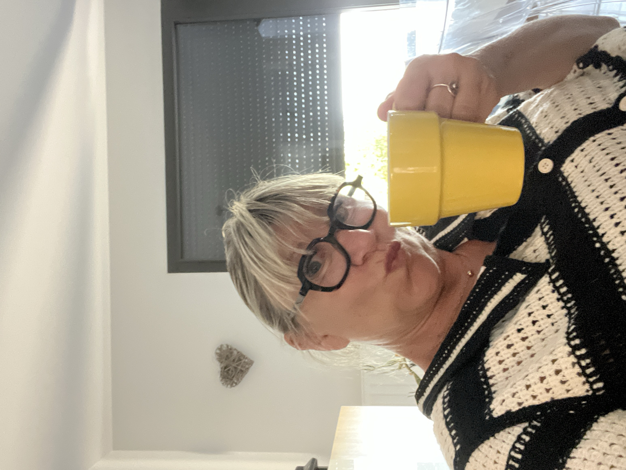 Casual morning snapshots at home in Chambœuf