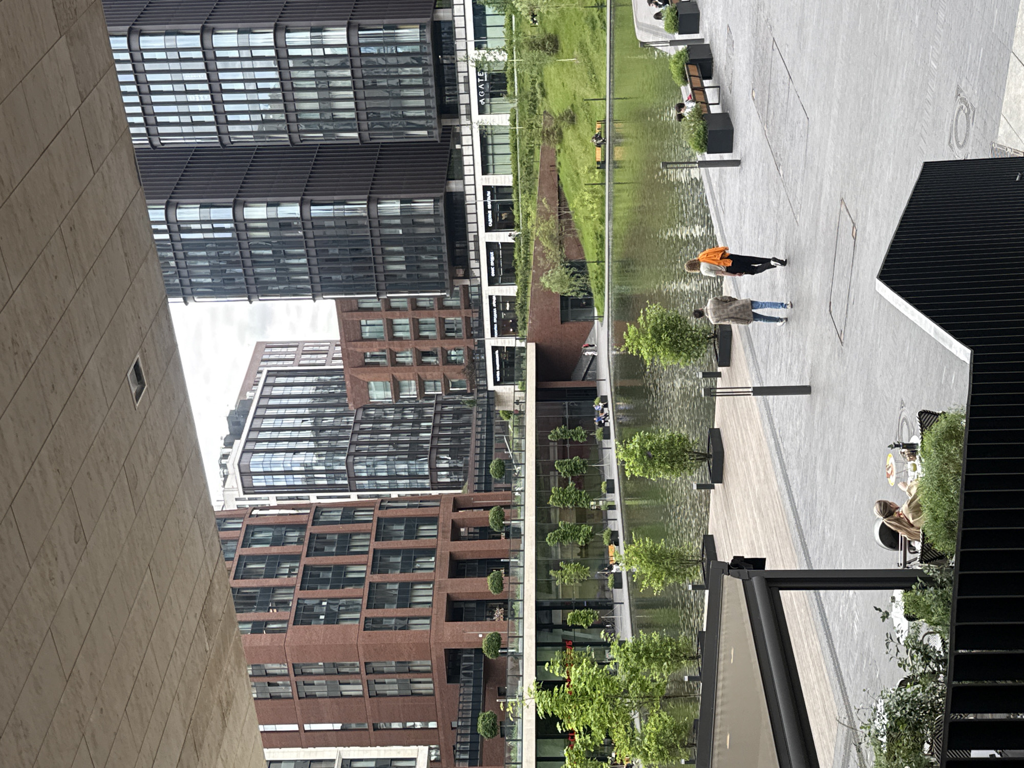 Afternoon stroll through modern Moscow waterfront district documented