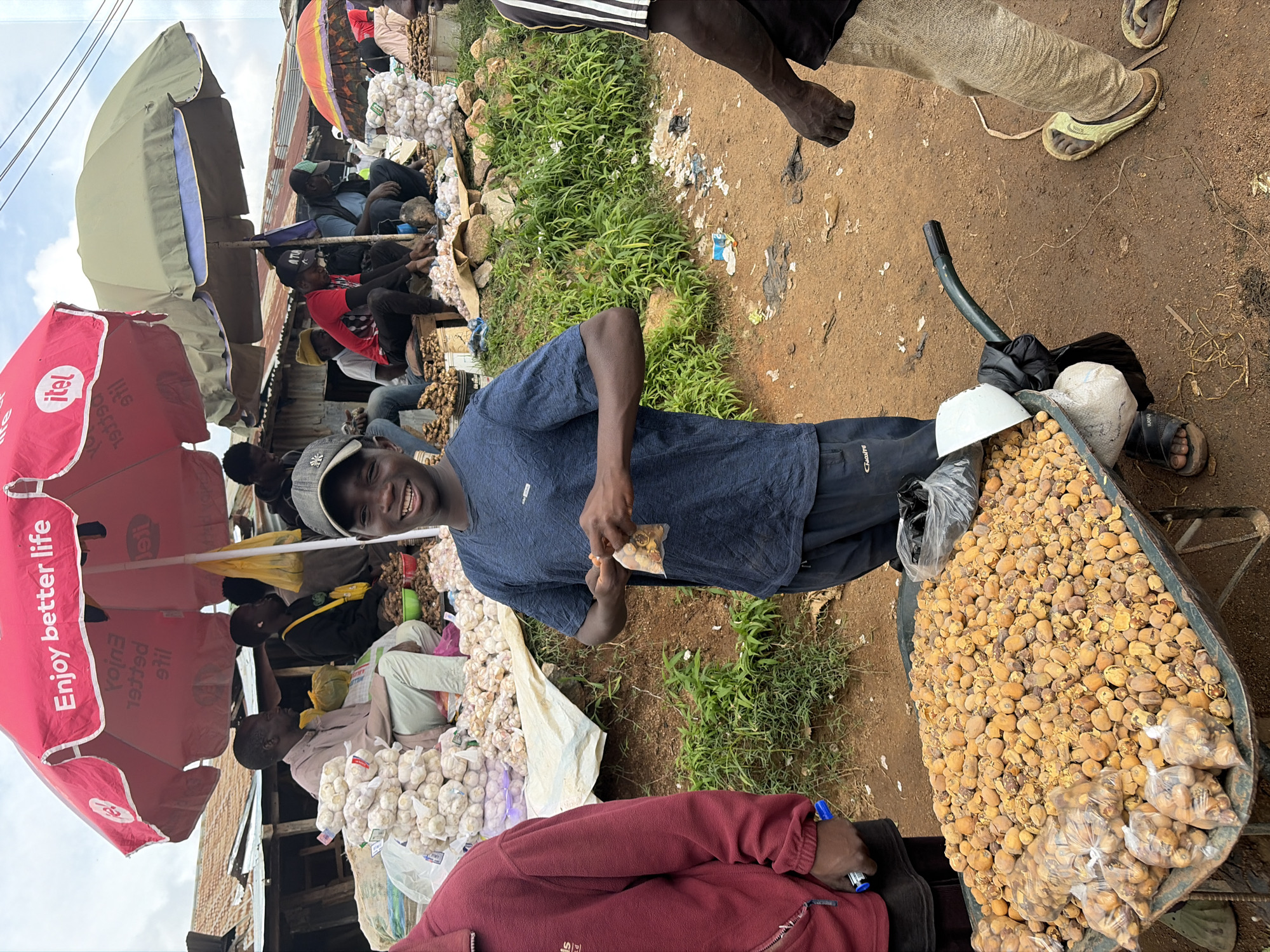 Gura Top market in full swing on a cloudy morning