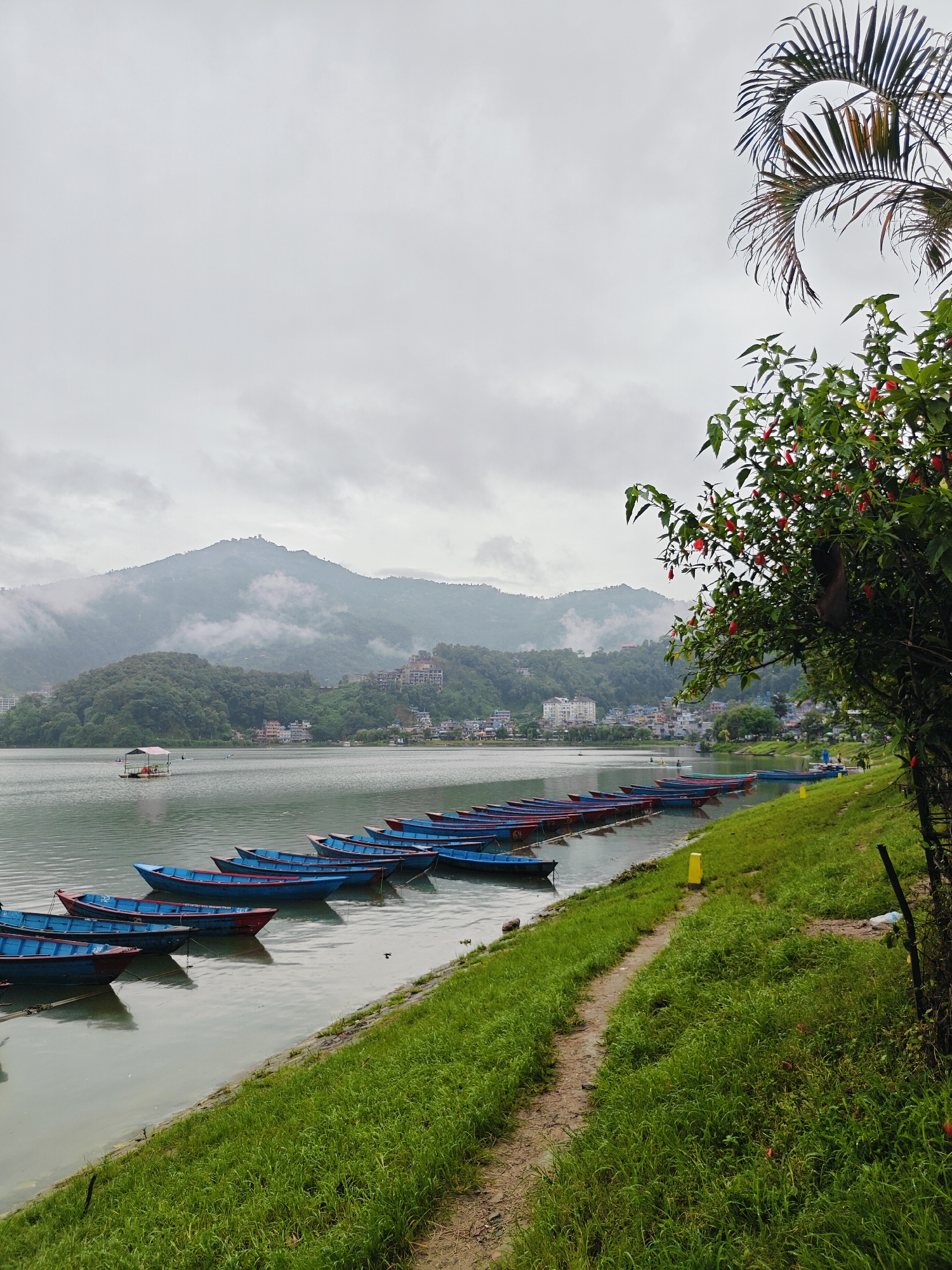 Quiet, cloudy day on the shores of Phewa Lake, Pokhara