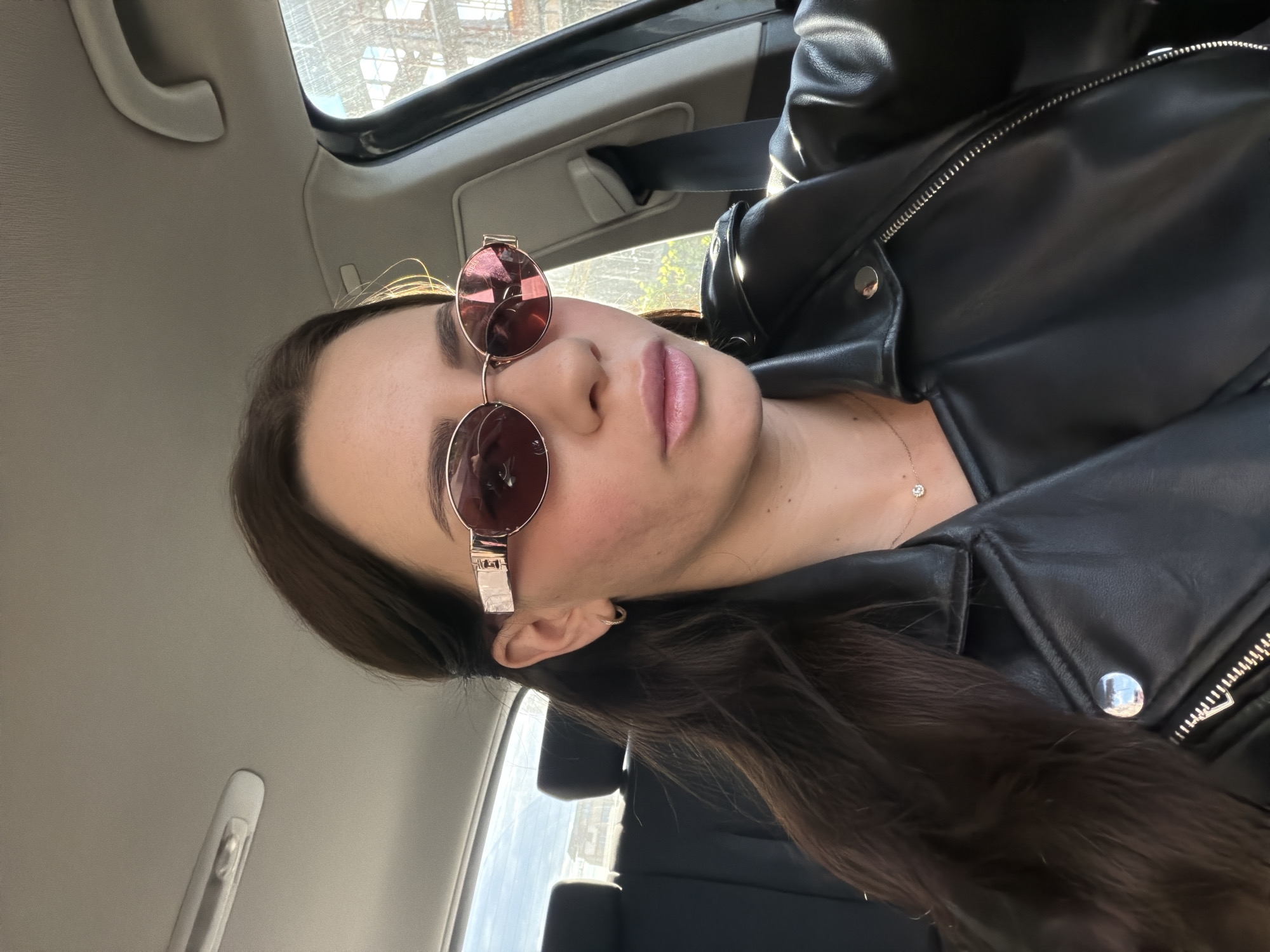Woman in leather jacket spotted in car in Plovdiv