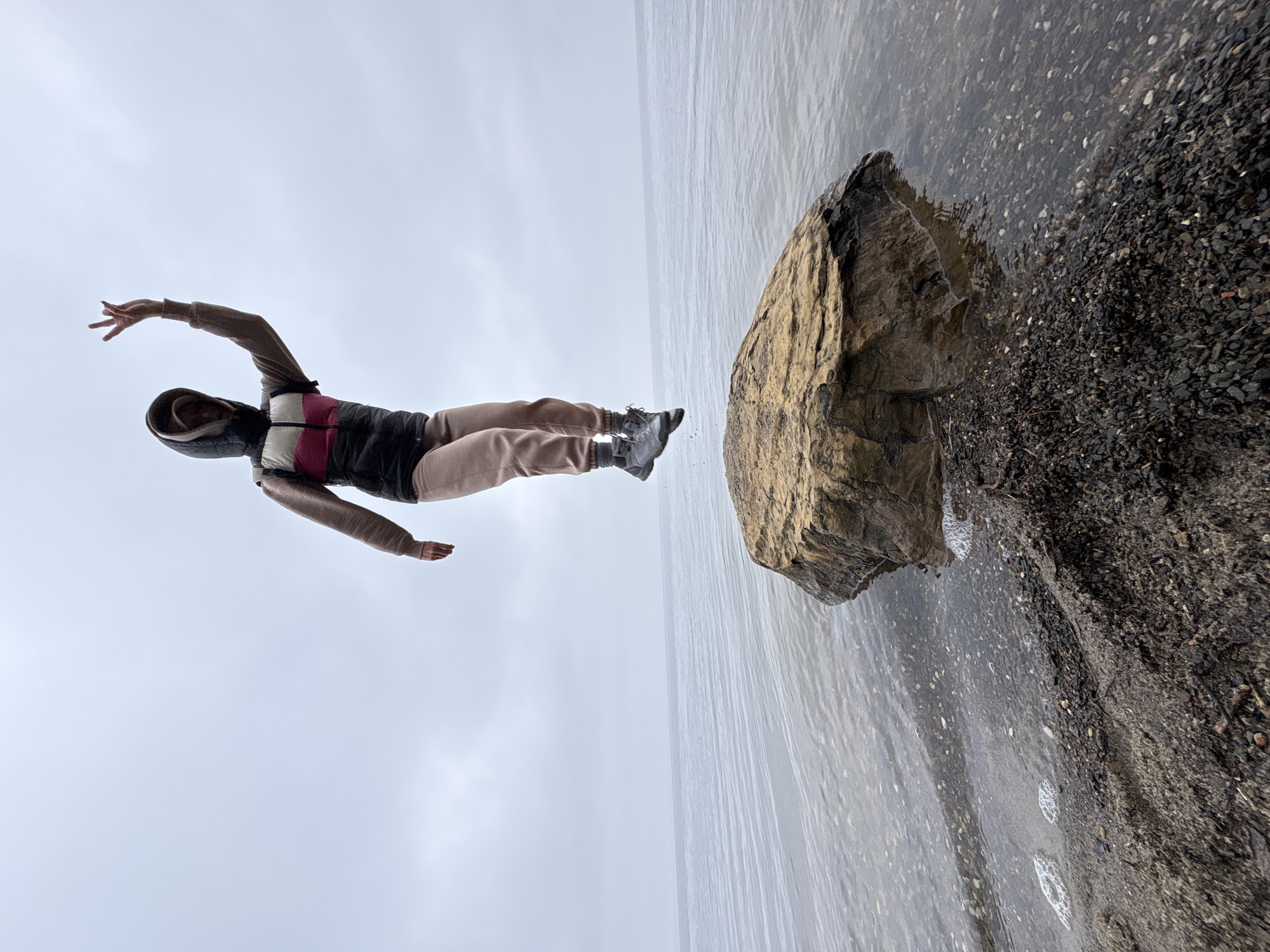 Person spotted on Volga River embankment in Ulyanovsk