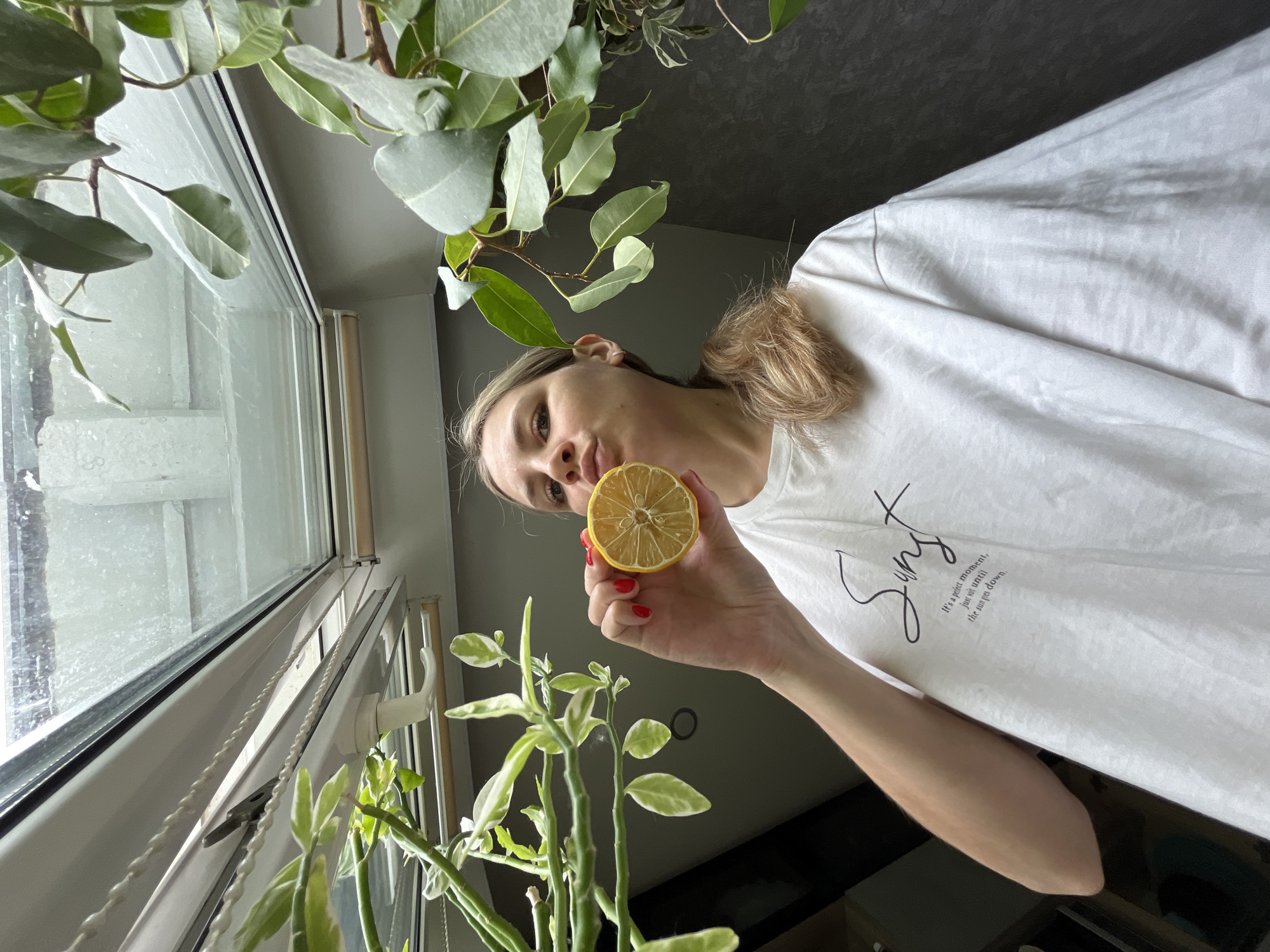 Morning routines and cake sharing captured in Chaikovsky, Russia