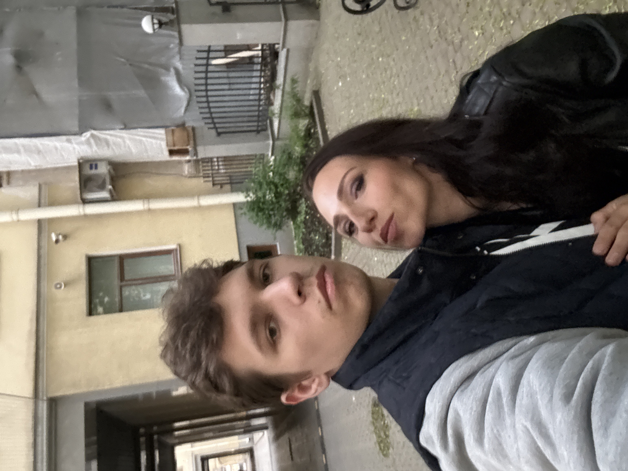 Couple documents hour-long outing across Saint Petersburg locations