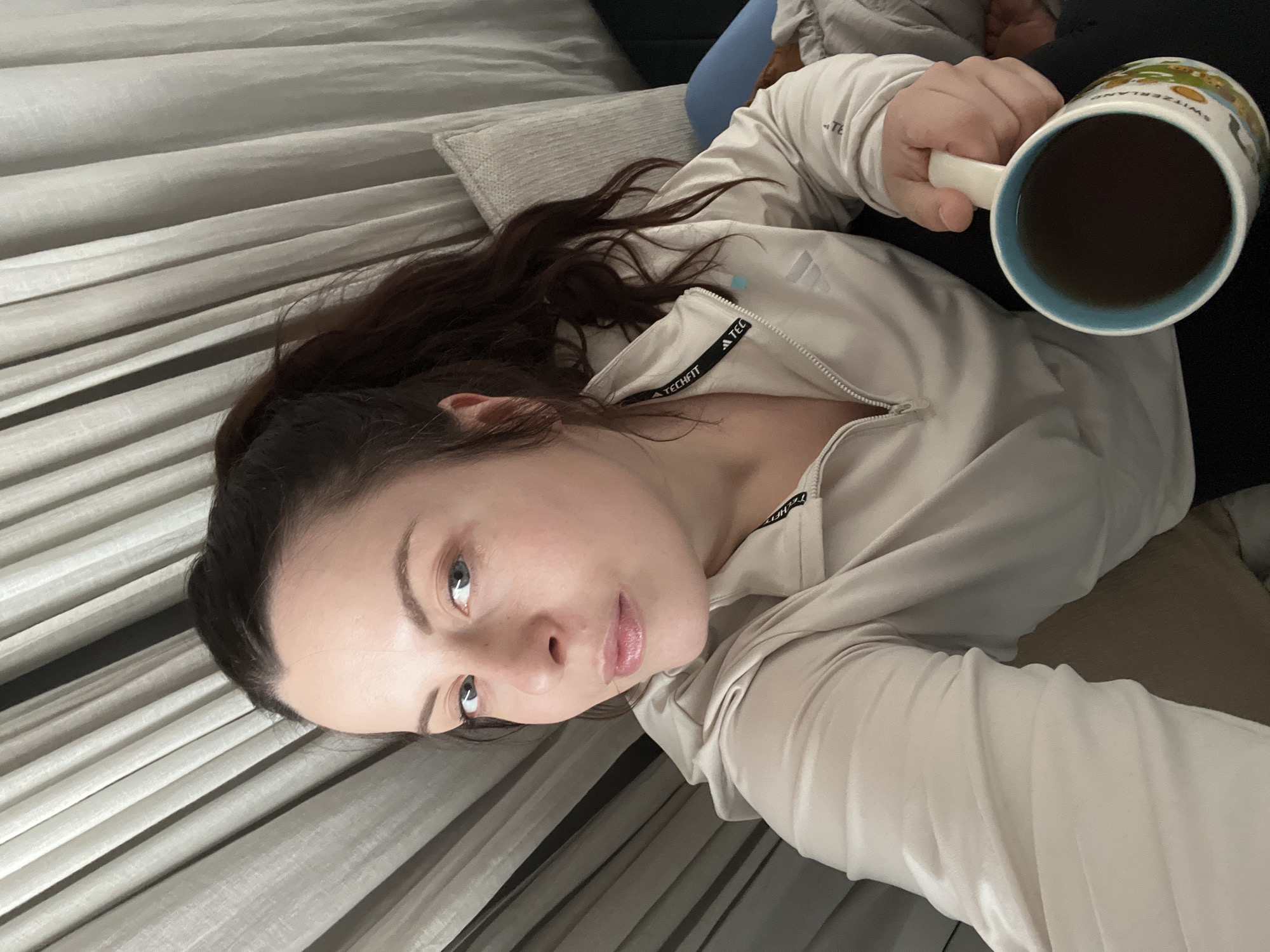 Woman documents casual indoor moments in Gangloff, Germany