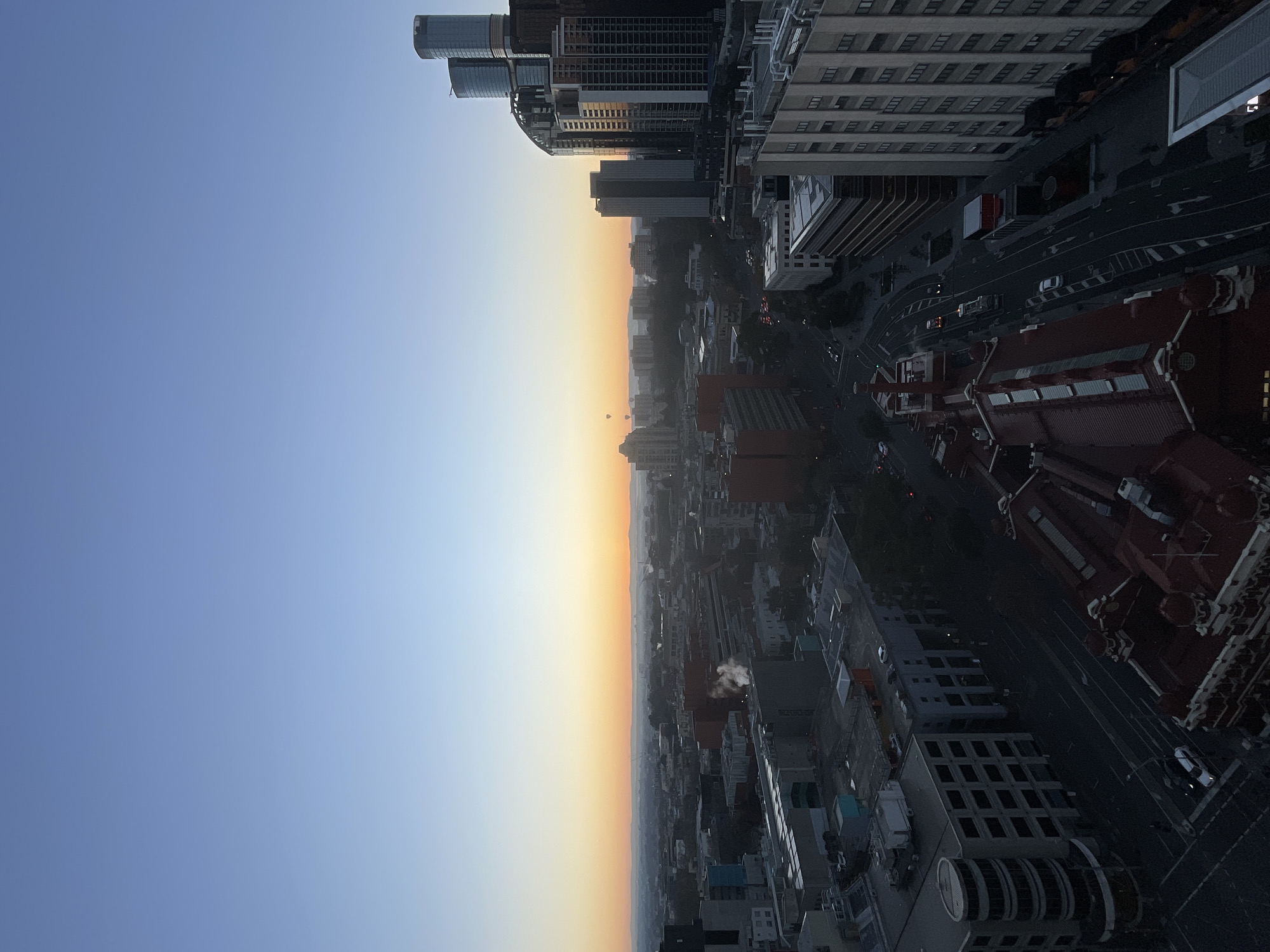 Dawn balloons over Melbourne and a pan of lentil stew
