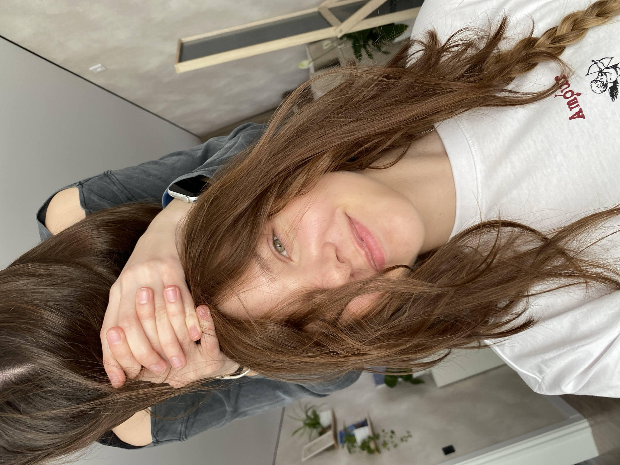 Women photographed in casual portraits in Votkinsk, Russia