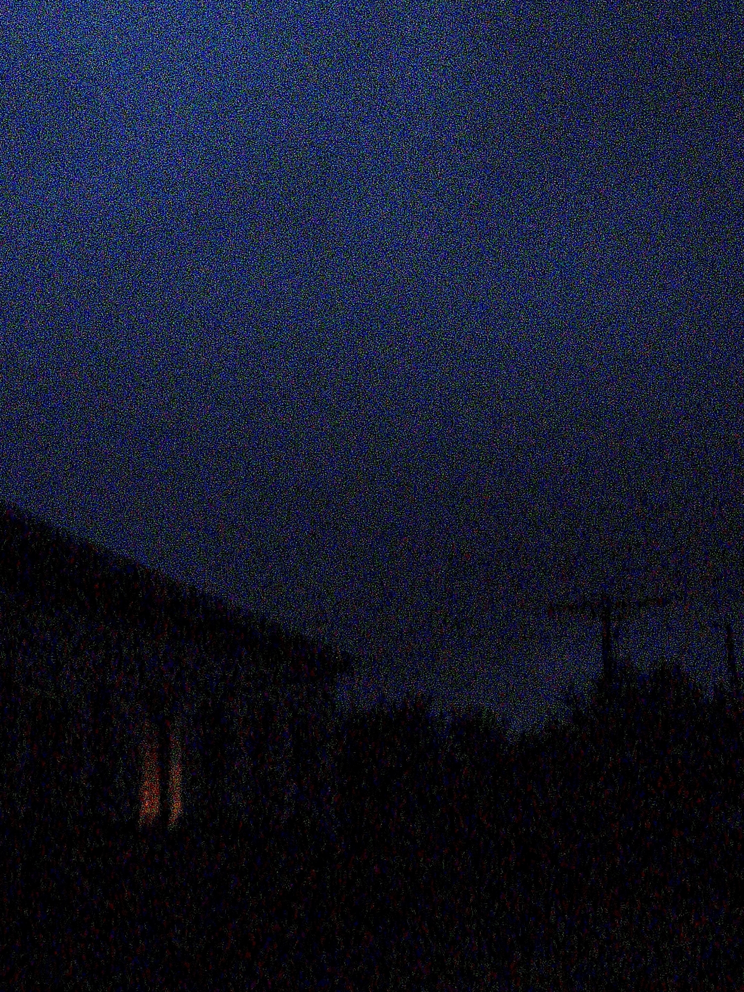 Night wandering through Ustyvytsia's streets, trees, and backyards