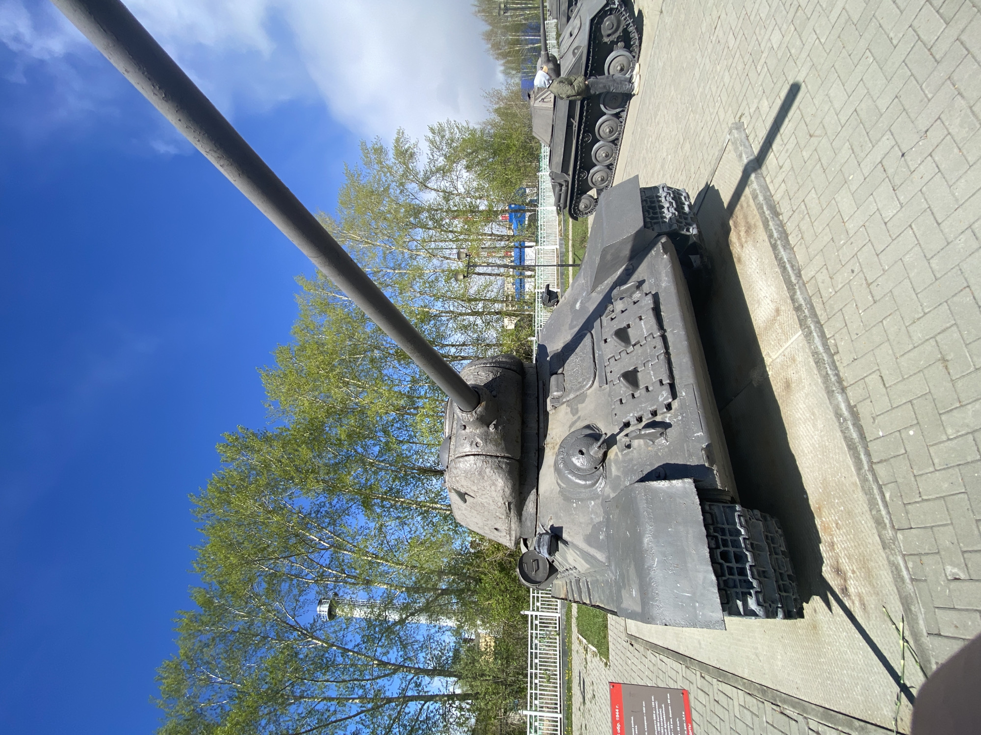 War memorials, Soviet tanks, park sculptures documented in Kirovgrad
