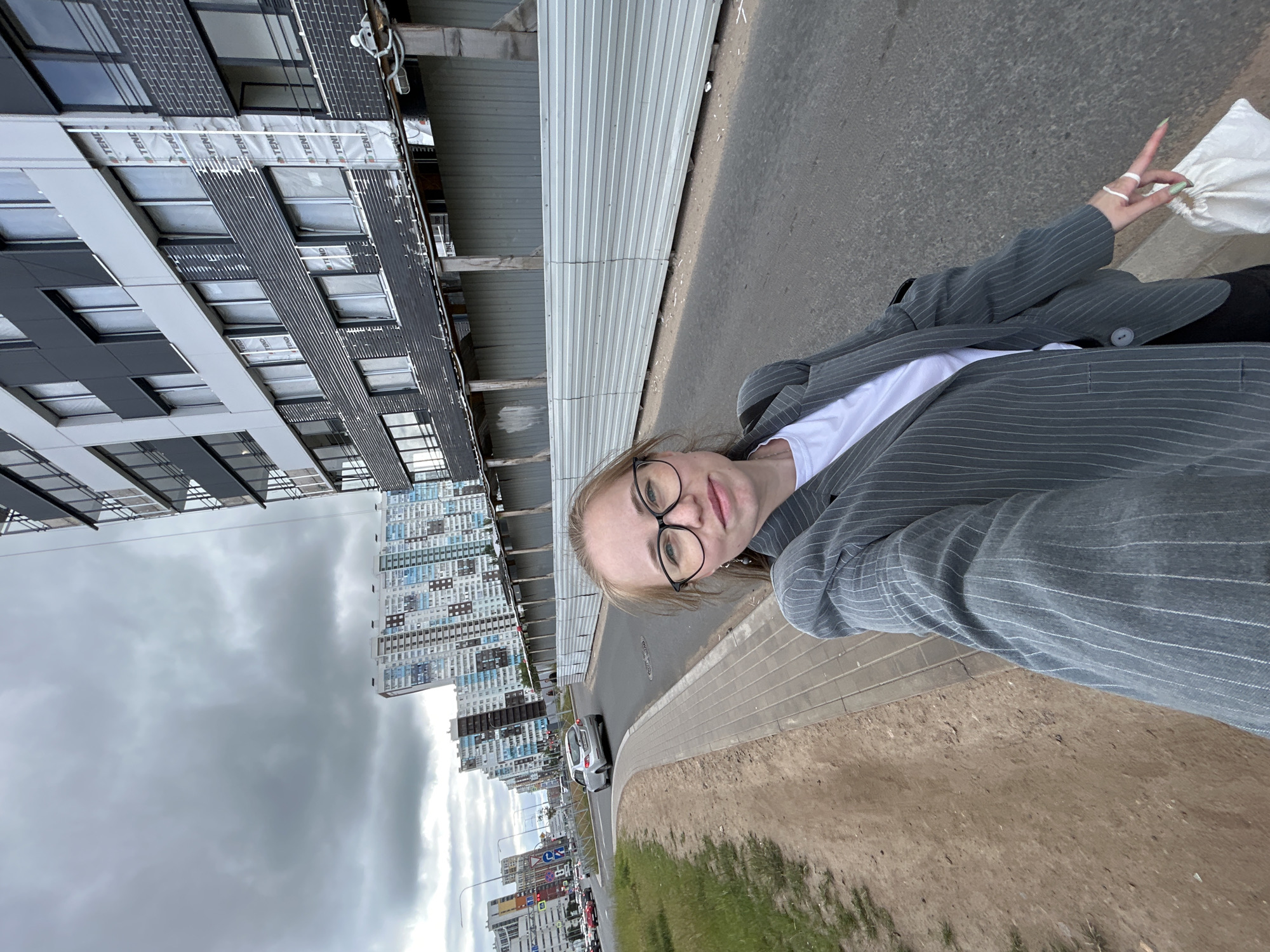 Afternoon stroll through a Saint Petersburg residential construction zone