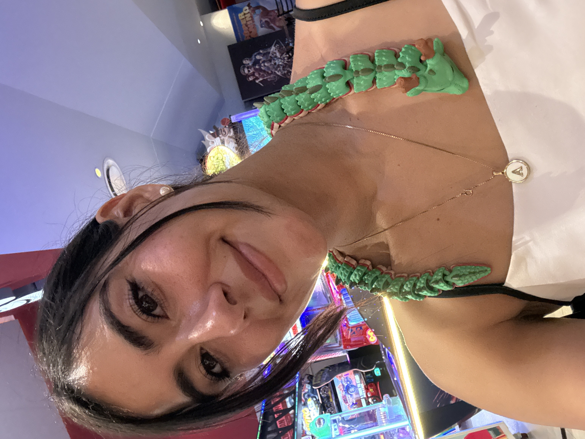 Evening leisure activities documented at Puebla's Estrella entertainment district