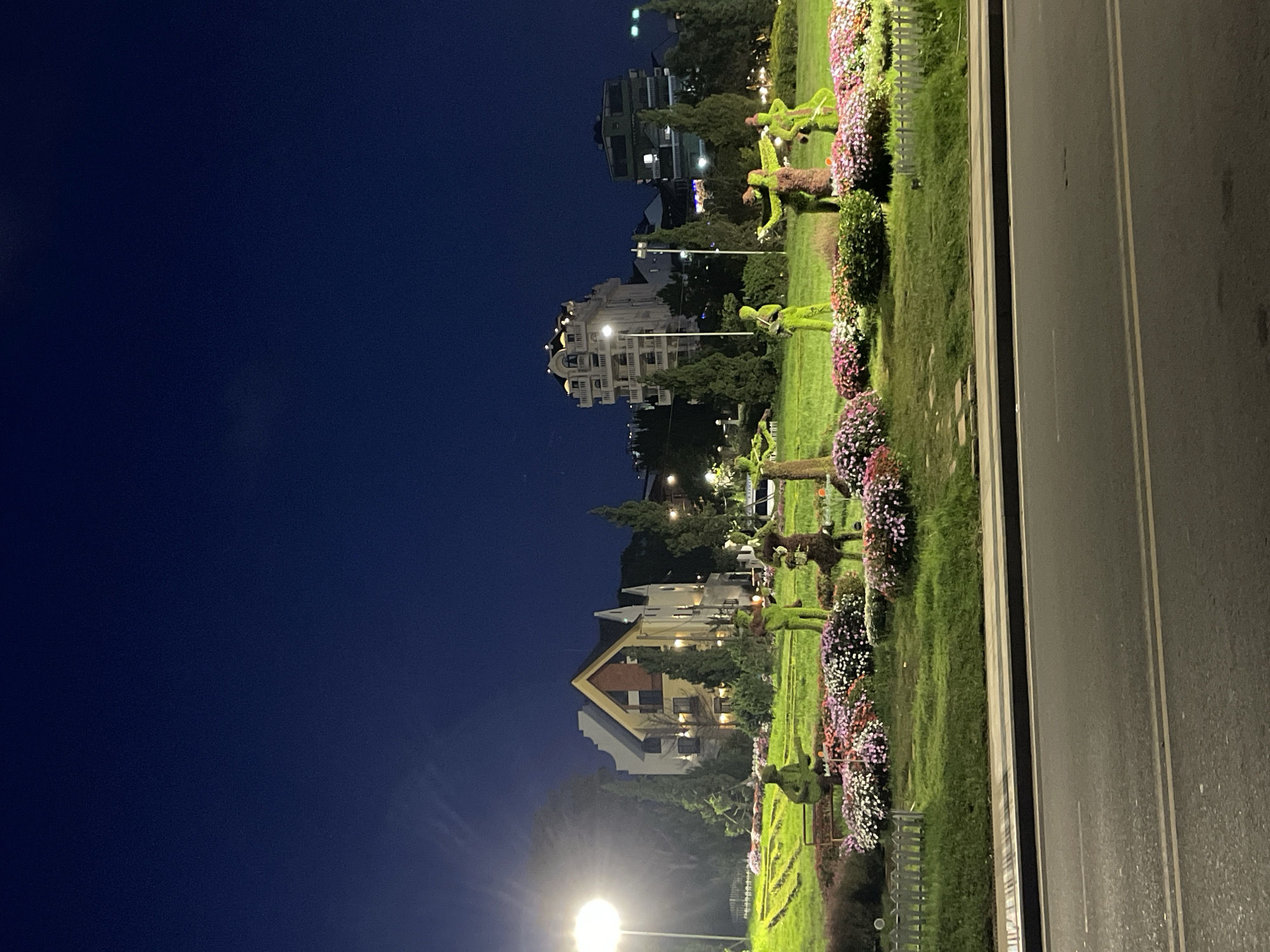 Day-night street life documented across Da Lat, Vietnam