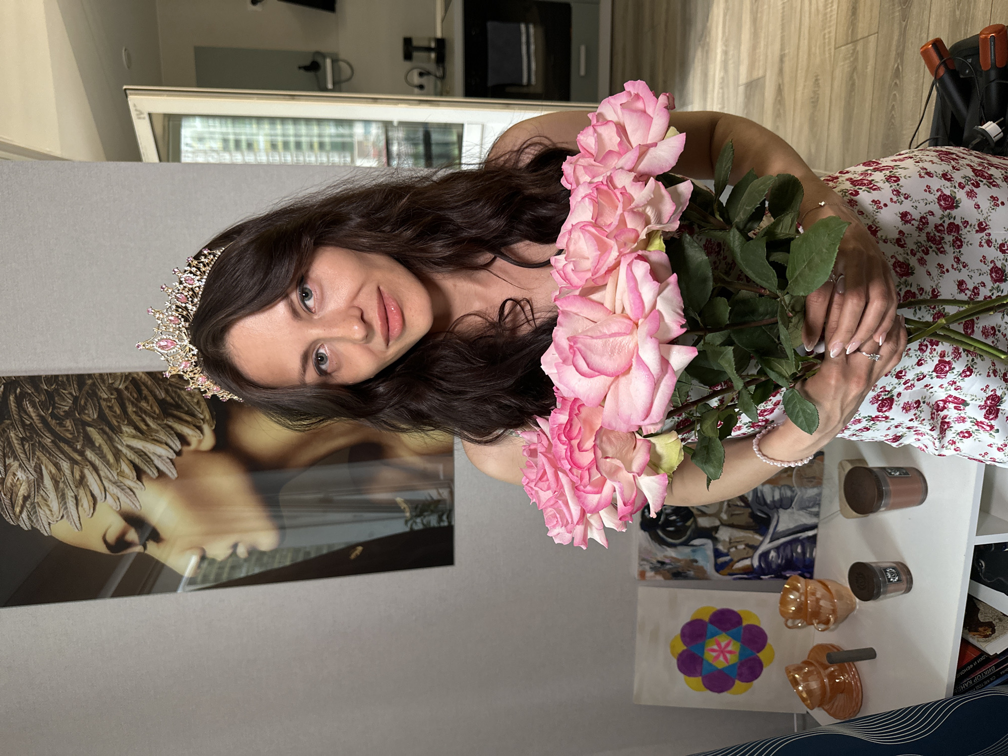 Tiara and roses in a Russian home celebration
