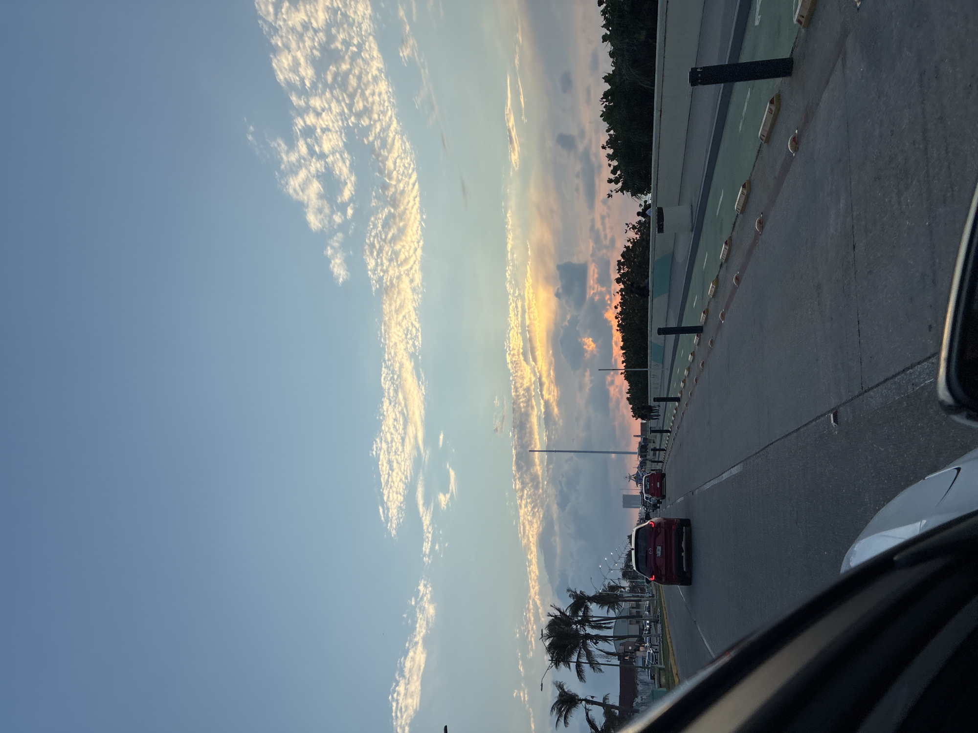 Sunset street scenes captured across Coatzacoalcos, Mexico