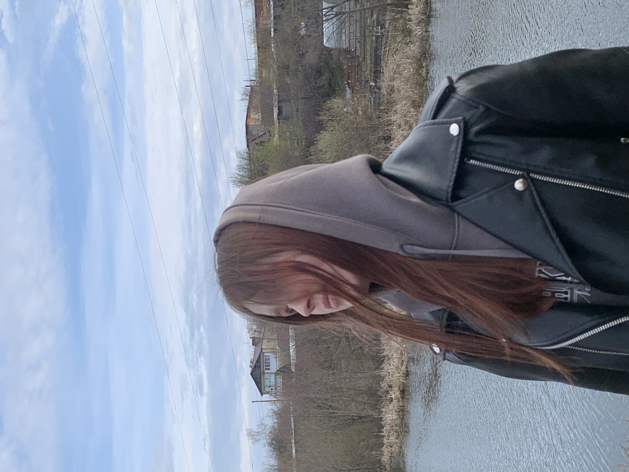 Woman photographed multiple times during early morning in Foki