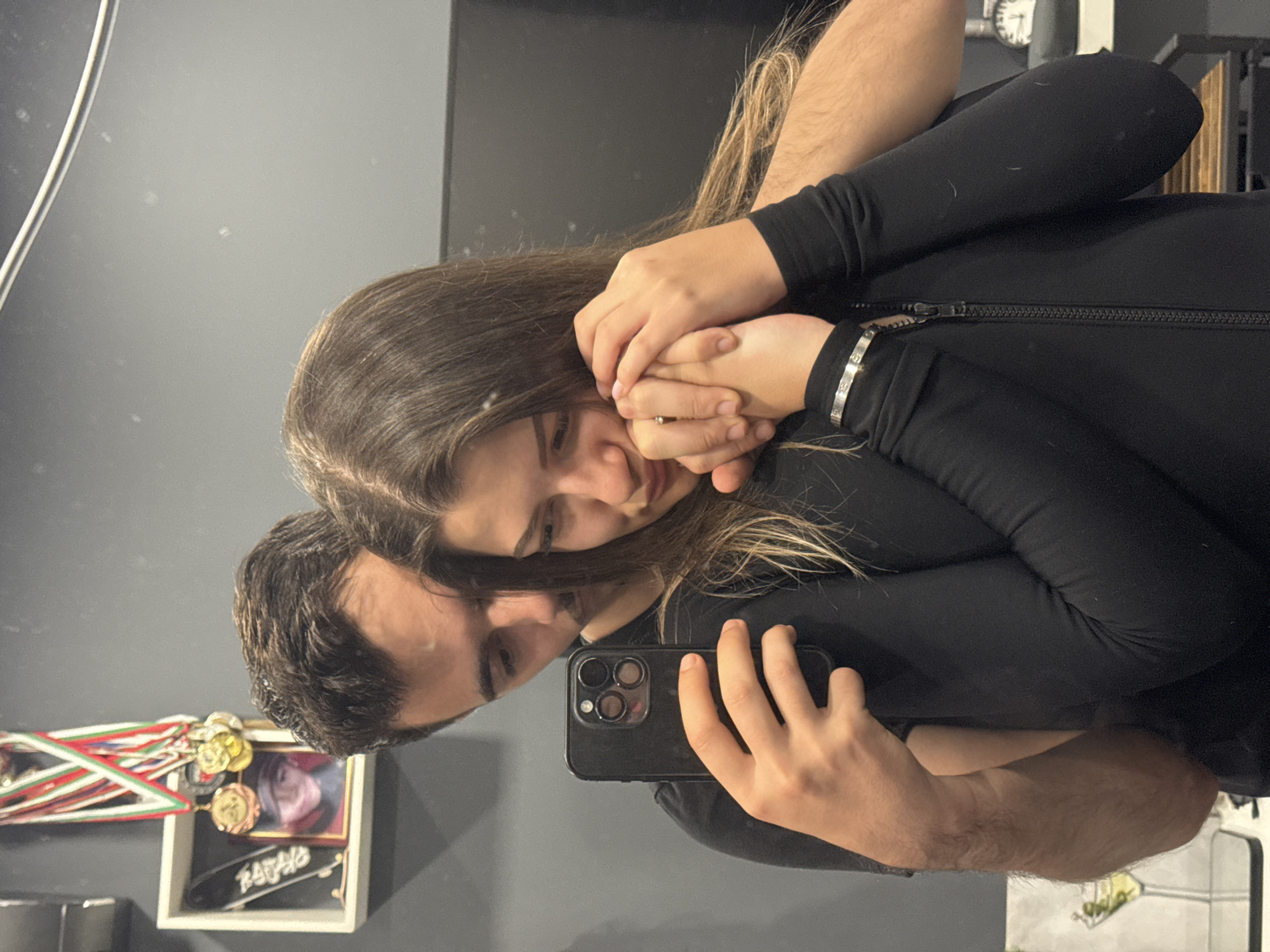 Couple takes intimate mirror selfies in Sofia apartment