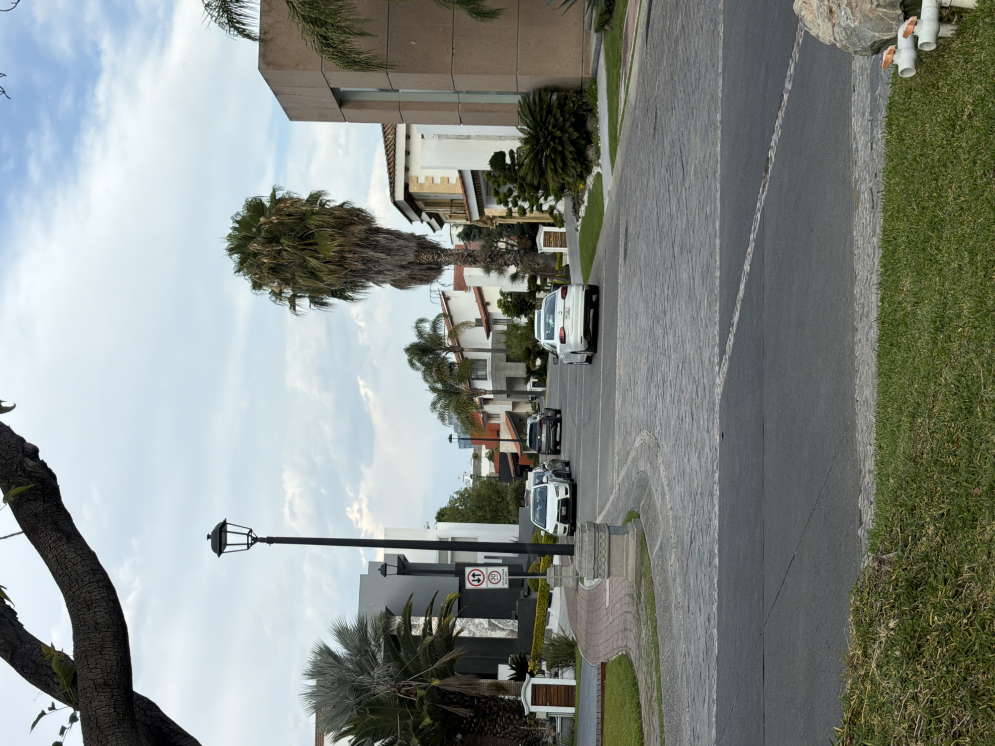 Daytime street and highway views captured in Mexico
