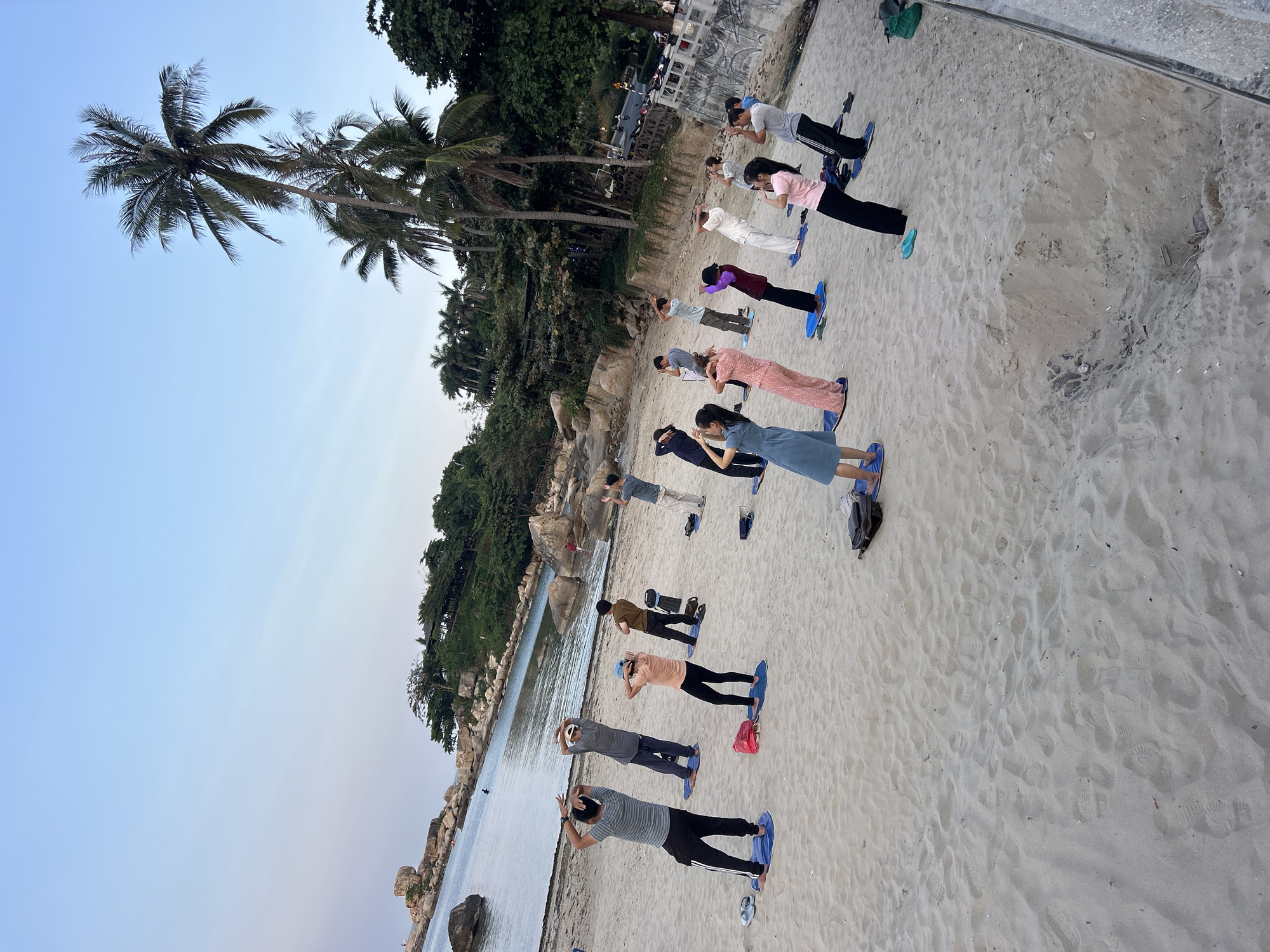 Beach yoga session held in Bac Nha Trang Ward