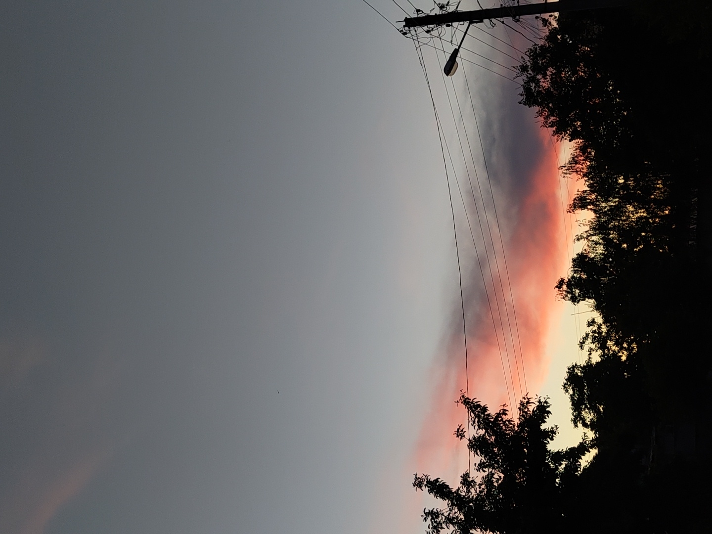 Witness documents dramatic sunset sky changes over 11 minutes