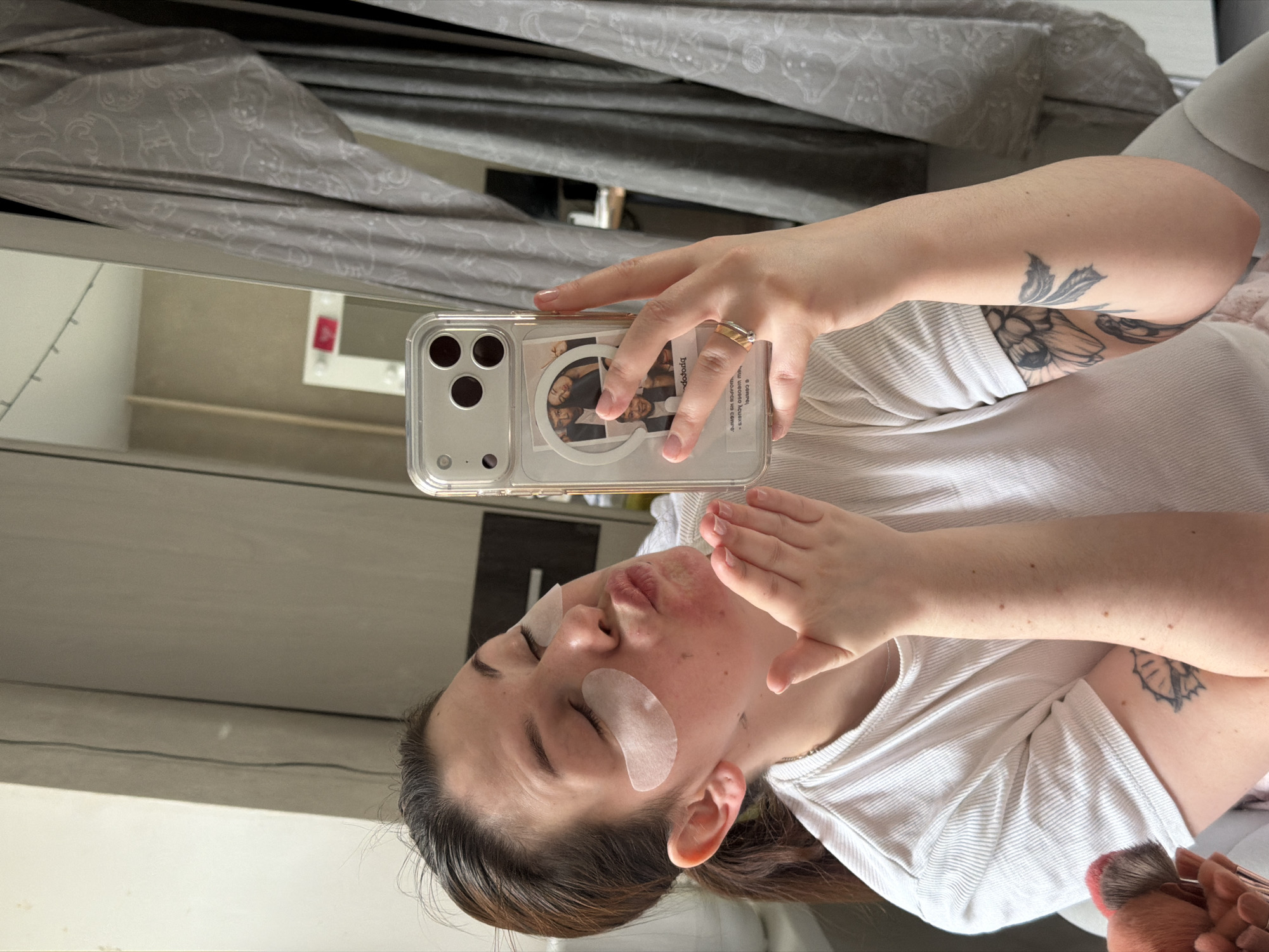 Woman's morning routine documented in Chaikovsky, Russia