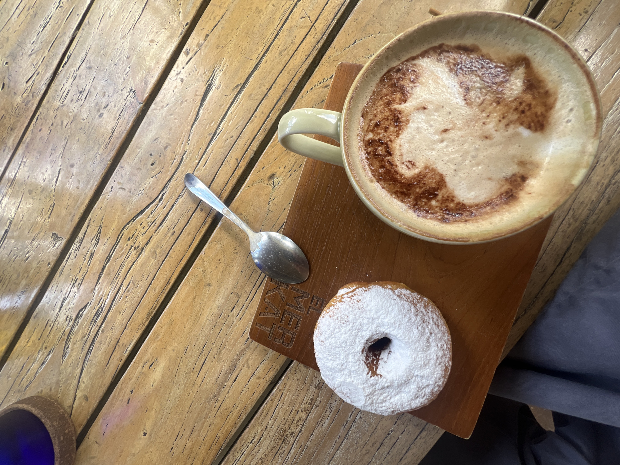 Coffee and donut arrangement spotted in Ungasan, Indonesia