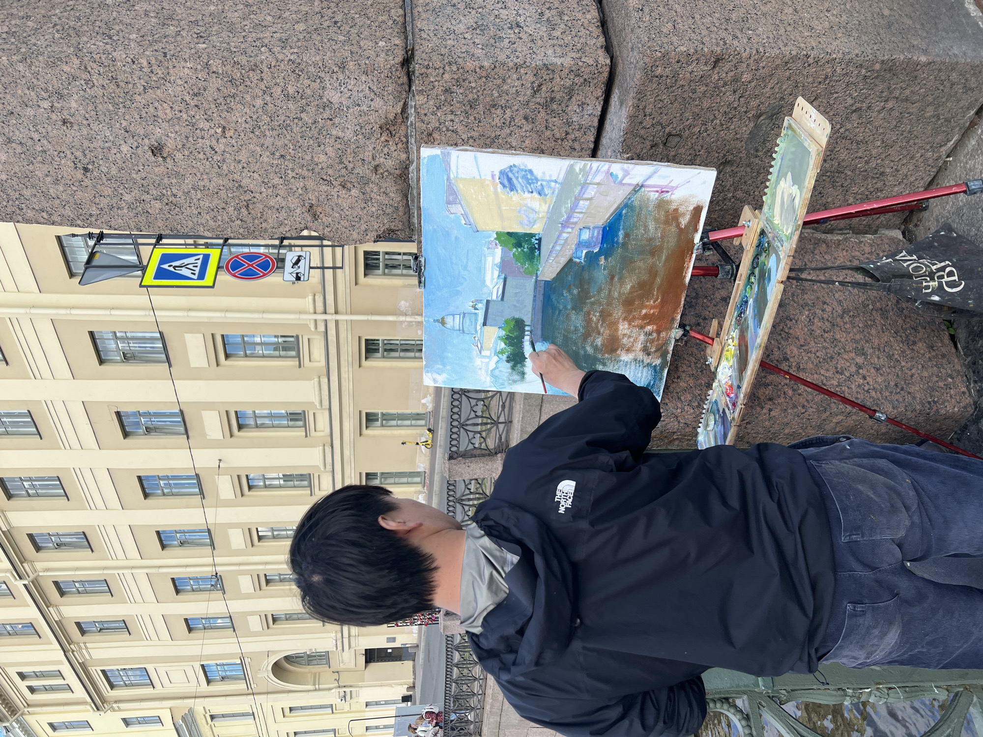 Canal boats, street life, and plein air painting in central St. Petersburg