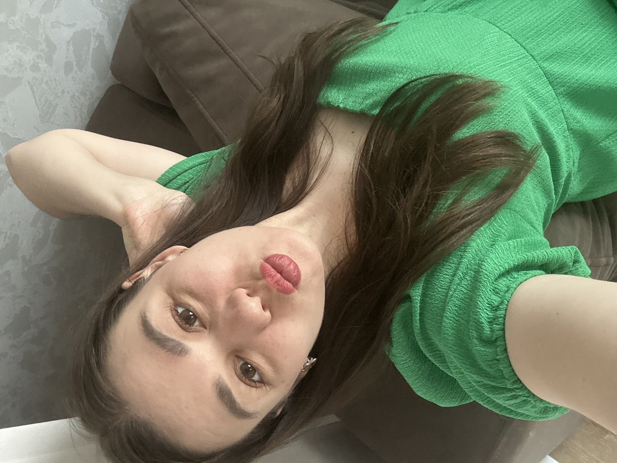 Morning moments captured in Chaikovsky: indoor rest, waterside tranquility