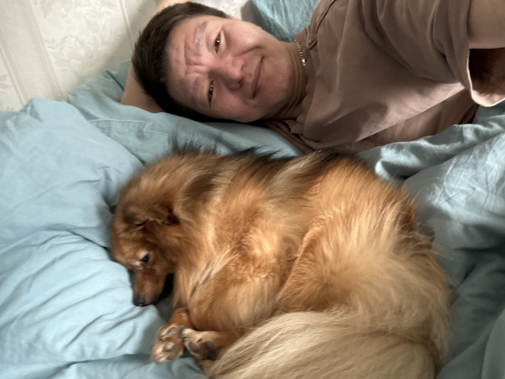 Quiet pet moments captured in Khimki home Sunday morning