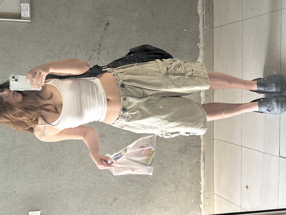 Ordinary afternoon life documented across Tel Aviv streets